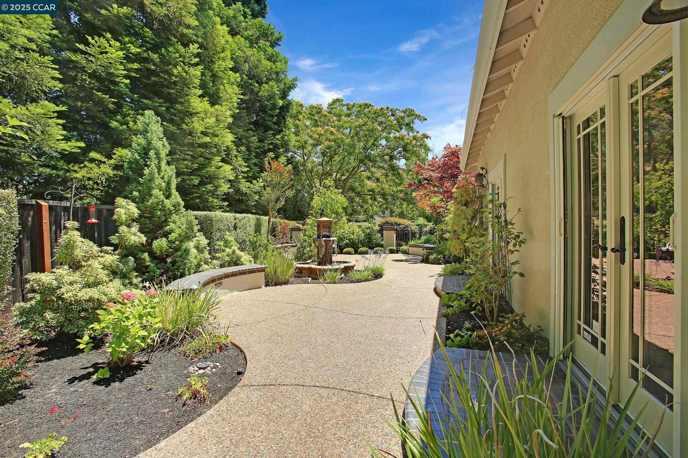 Detail Gallery Image 28 of 33 For 706 Endsliegh Ct, Danville,  CA 94506 - 5 Beds | 3 Baths