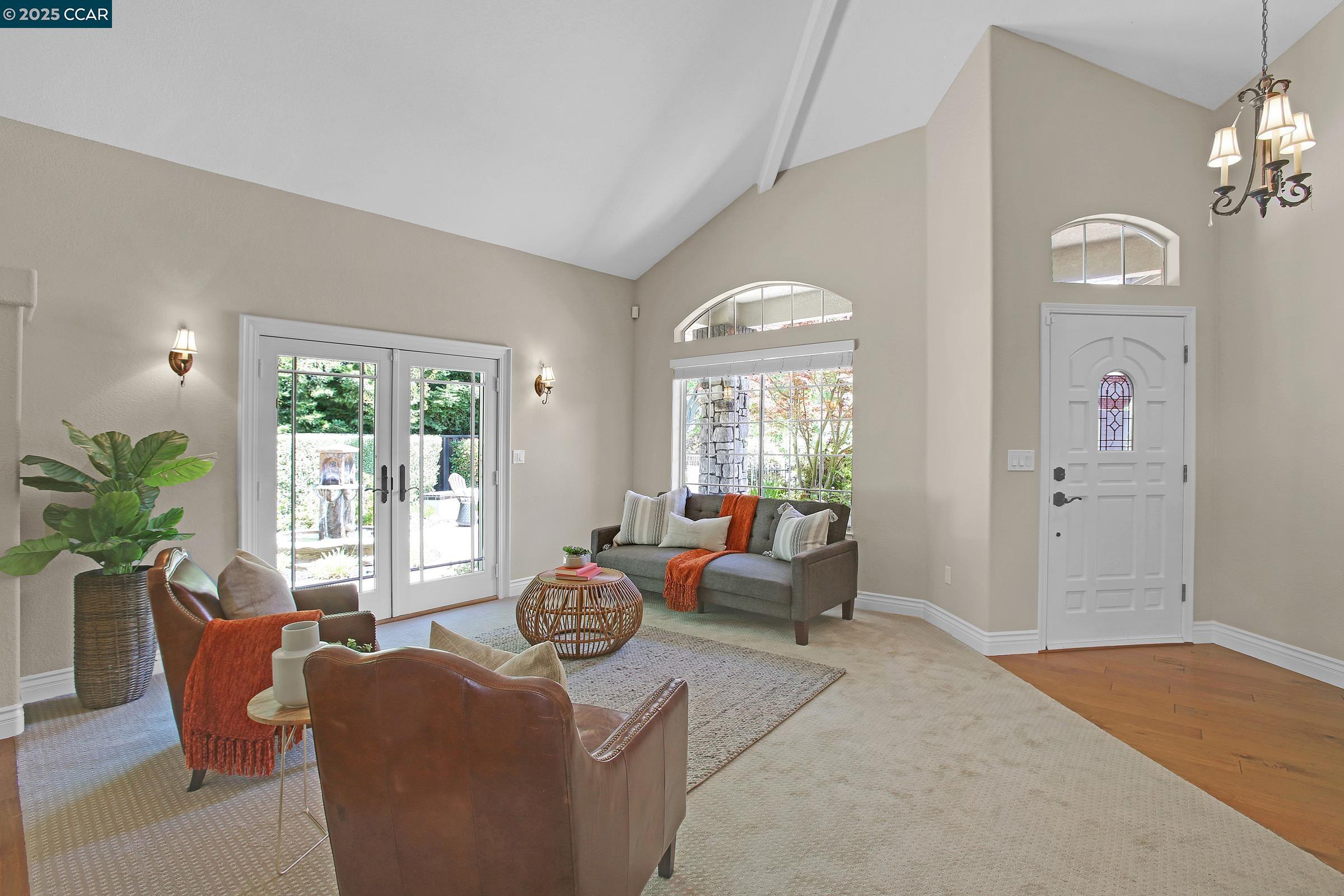 Detail Gallery Image 5 of 33 For 706 Endsliegh Ct, Danville,  CA 94506 - 5 Beds | 3 Baths