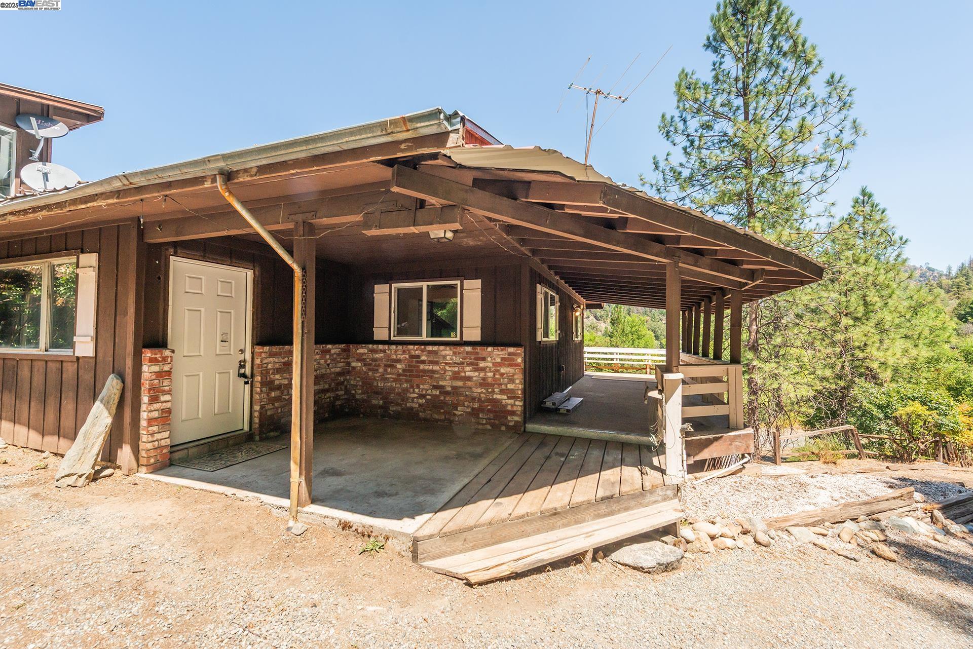Detail Gallery Image 8 of 57 For 77 Lilac Ln, Big Bar,  CA 96010 - 2 Beds | 2/1 Baths