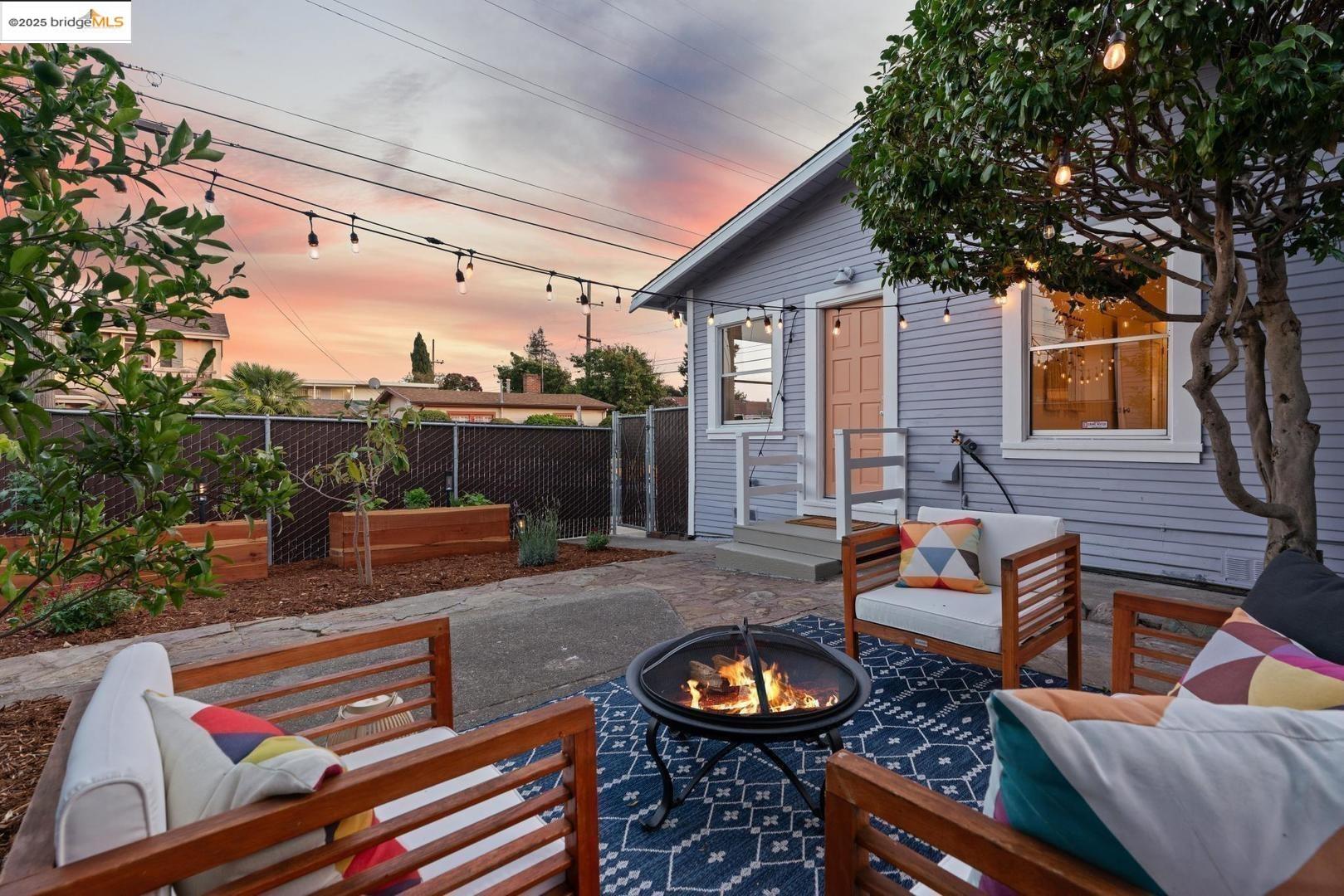 Detail Gallery Image 21 of 35 For 3644 Redding St, Oakland,  CA 94619 - 2 Beds | 1 Baths