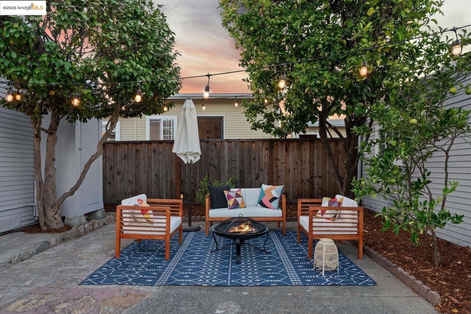 Detail Gallery Image 22 of 35 For 3644 Redding St, Oakland,  CA 94619 - 2 Beds | 1 Baths