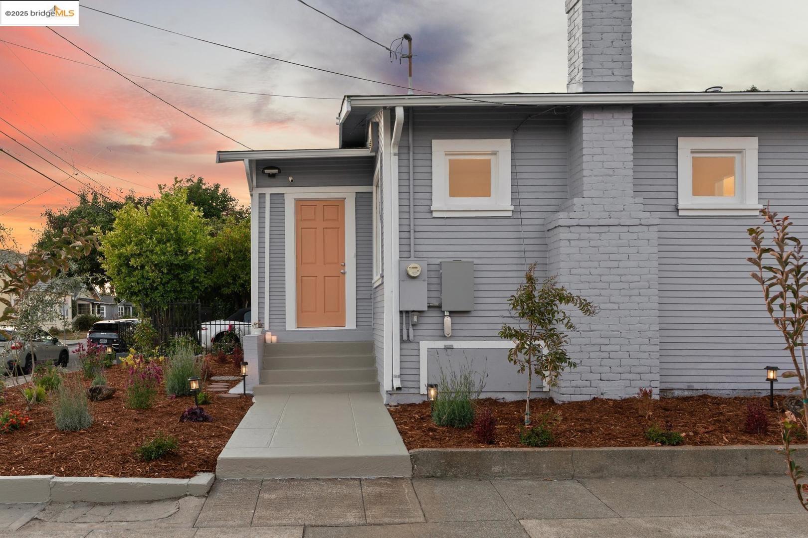 Detail Gallery Image 26 of 35 For 3644 Redding St, Oakland,  CA 94619 - 2 Beds | 1 Baths