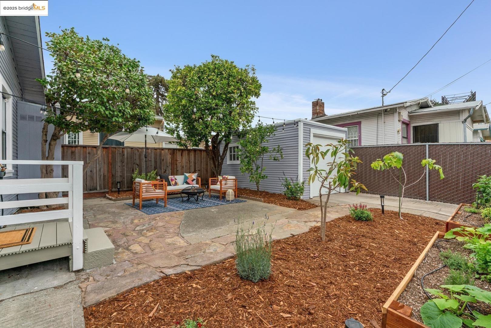 Detail Gallery Image 30 of 35 For 3644 Redding St, Oakland,  CA 94619 - 2 Beds | 1 Baths