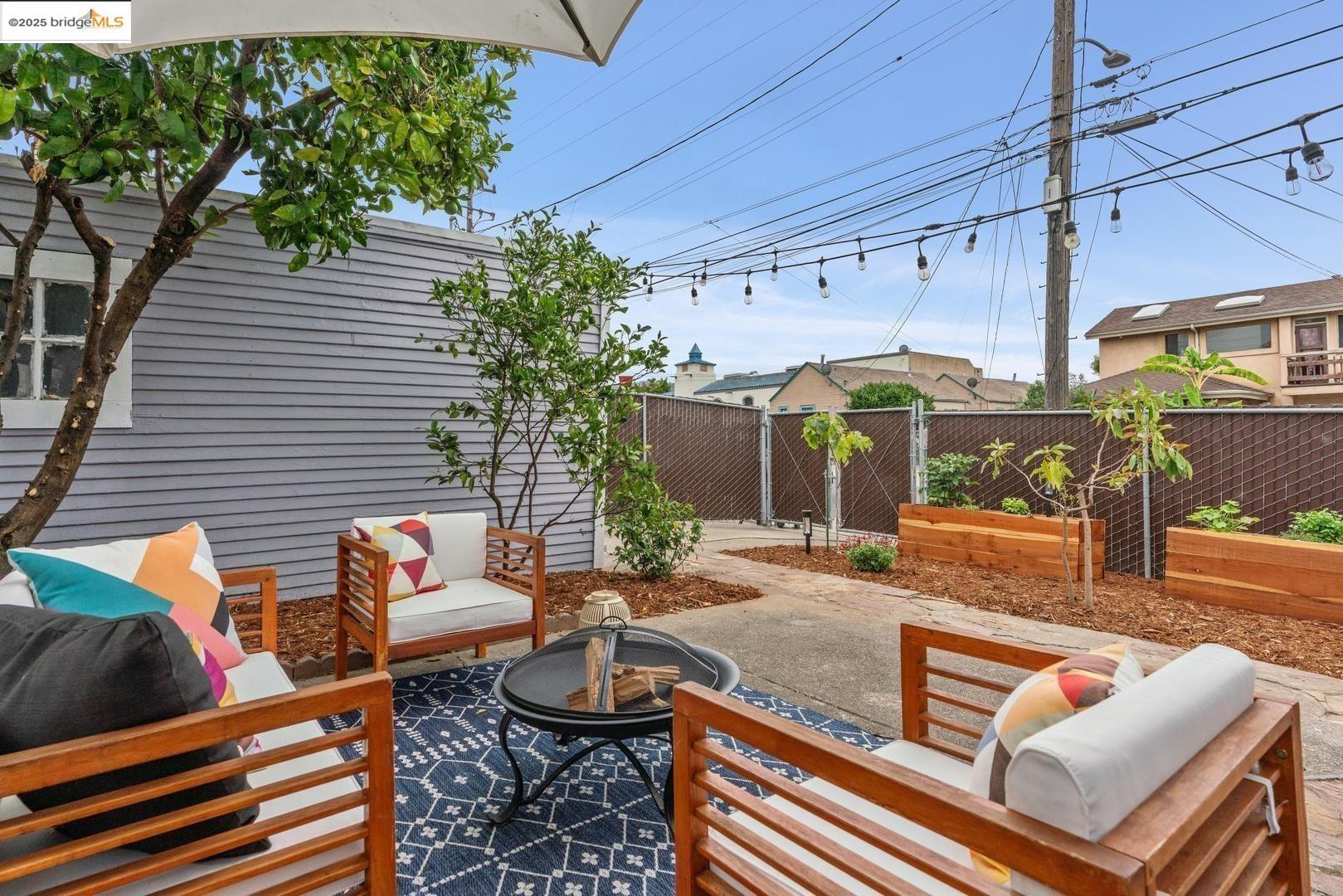 Detail Gallery Image 33 of 35 For 3644 Redding St, Oakland,  CA 94619 - 2 Beds | 1 Baths
