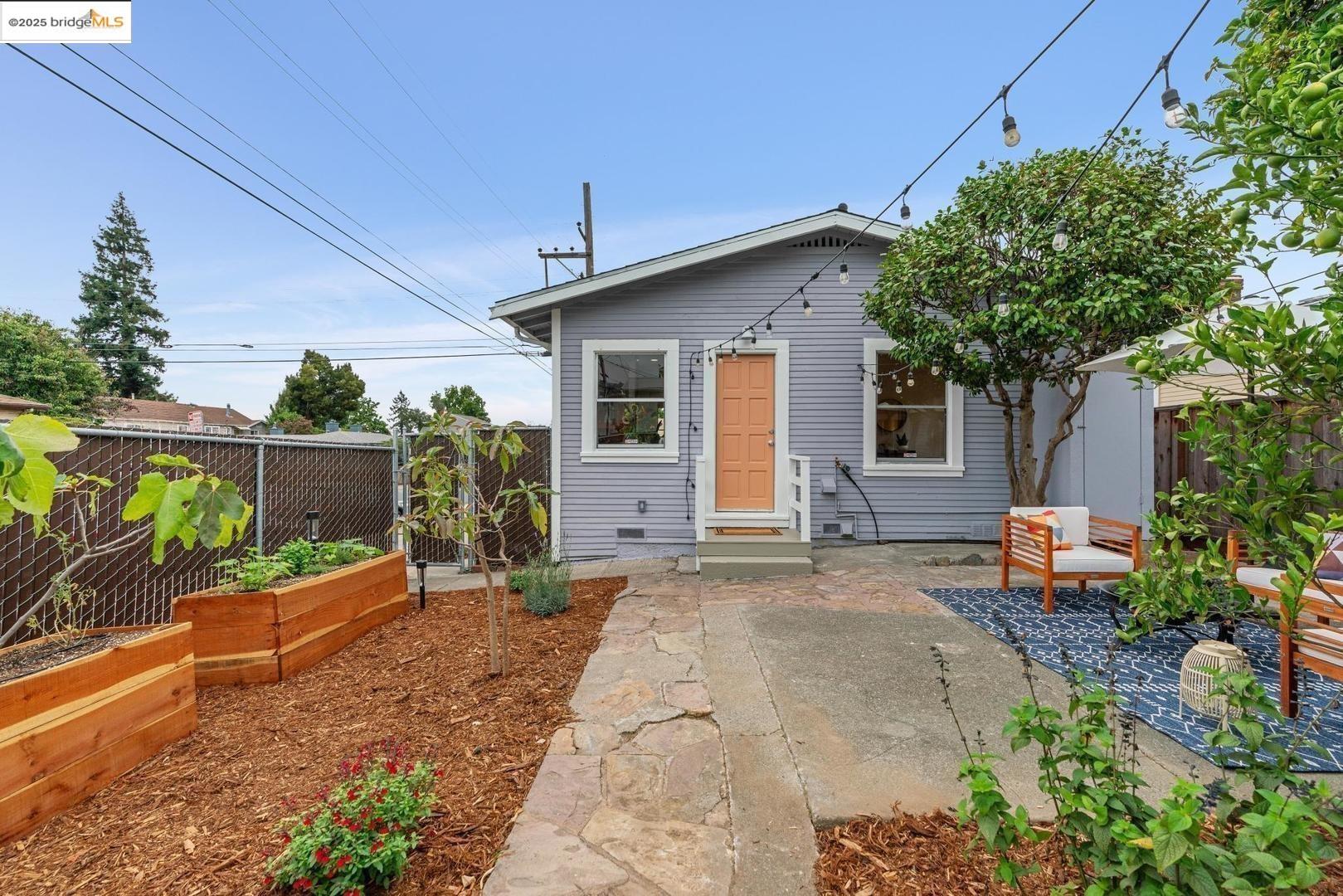 Detail Gallery Image 35 of 35 For 3644 Redding St, Oakland,  CA 94619 - 2 Beds | 1 Baths