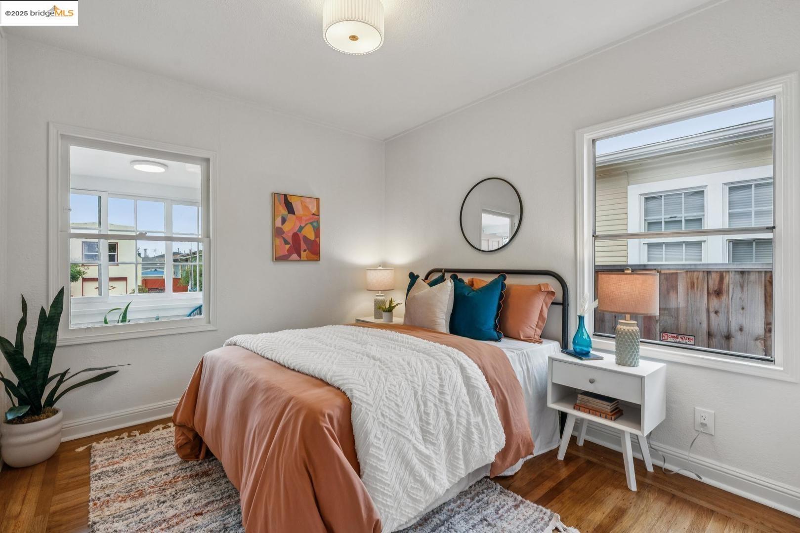 Detail Gallery Image 8 of 35 For 3644 Redding St, Oakland,  CA 94619 - 2 Beds | 1 Baths