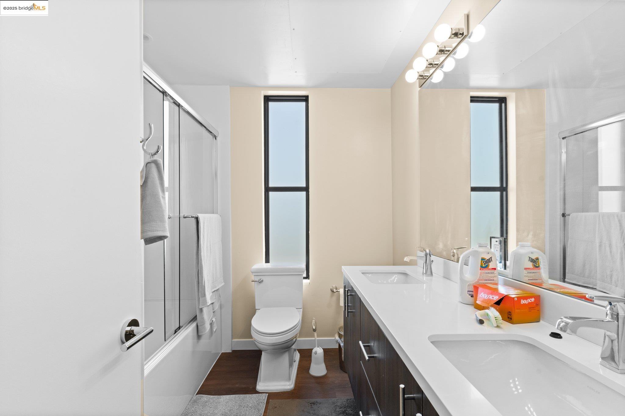 Detail Gallery Image 25 of 42 For 739 Channing Way, Berkeley,  CA 94710 - – Beds | – Baths