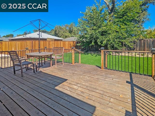 Detail Gallery Image 21 of 27 For 3288 Hudson Ave, Walnut Creek,  CA 94597 - 3 Beds | 2 Baths