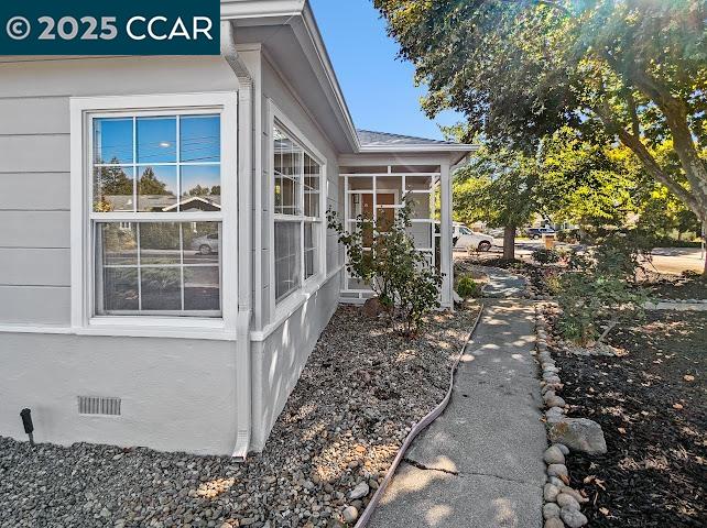Detail Gallery Image 24 of 27 For 3288 Hudson Ave, Walnut Creek,  CA 94597 - 3 Beds | 2 Baths