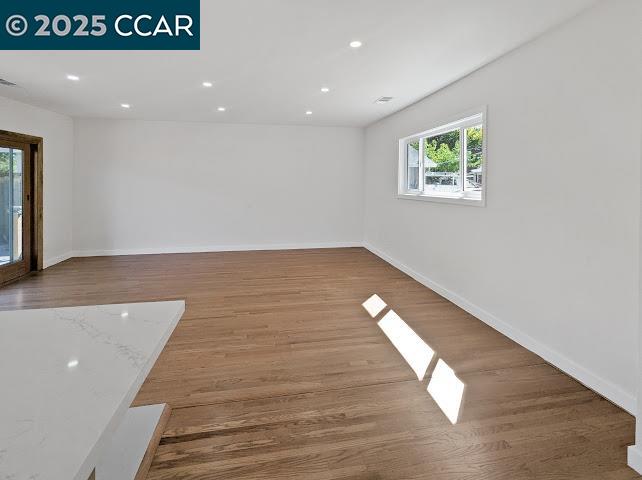 Detail Gallery Image 9 of 27 For 3288 Hudson Ave, Walnut Creek,  CA 94597 - 3 Beds | 2 Baths