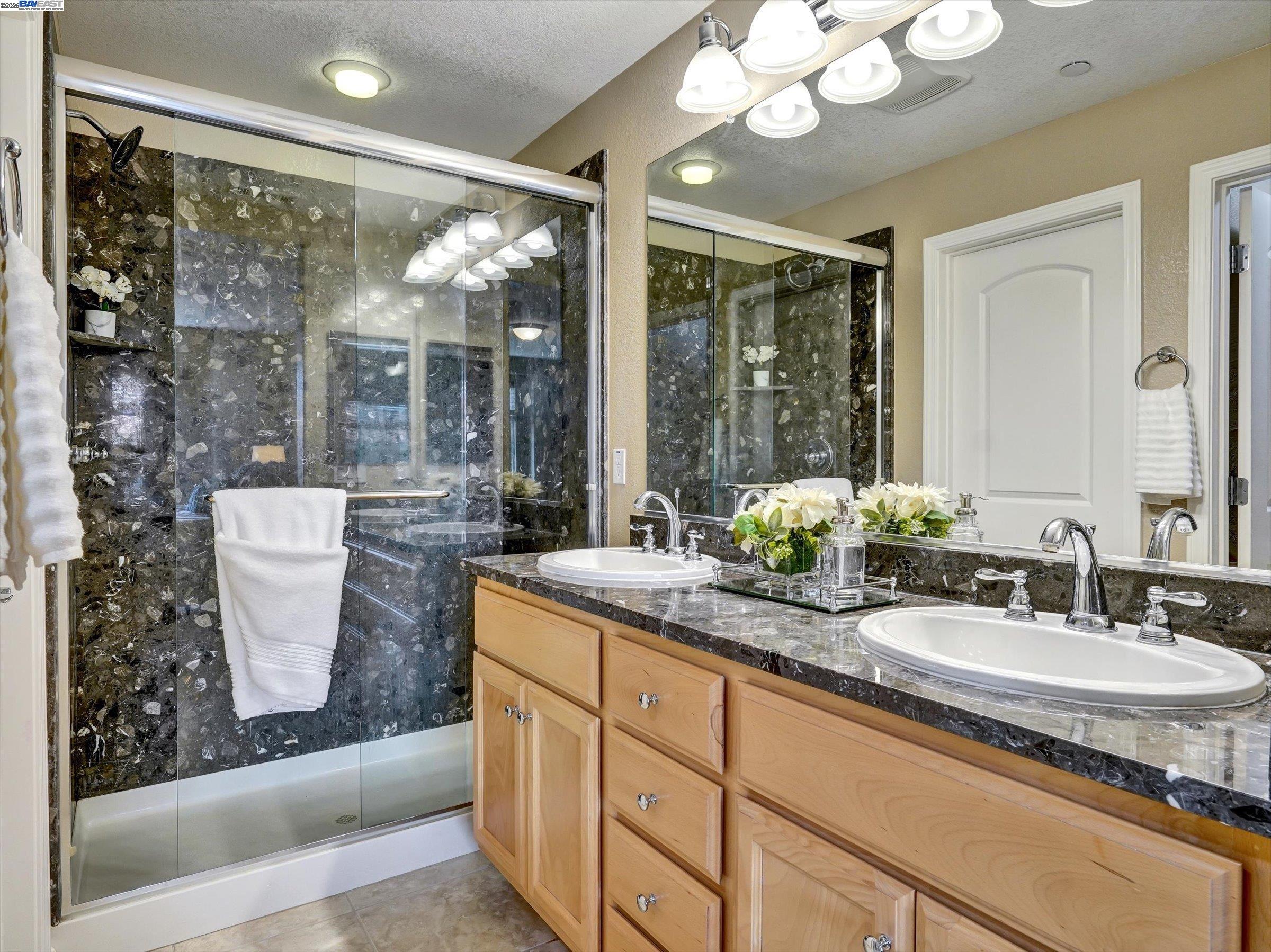 Photo #32: 41111618 Listing: Photo #32