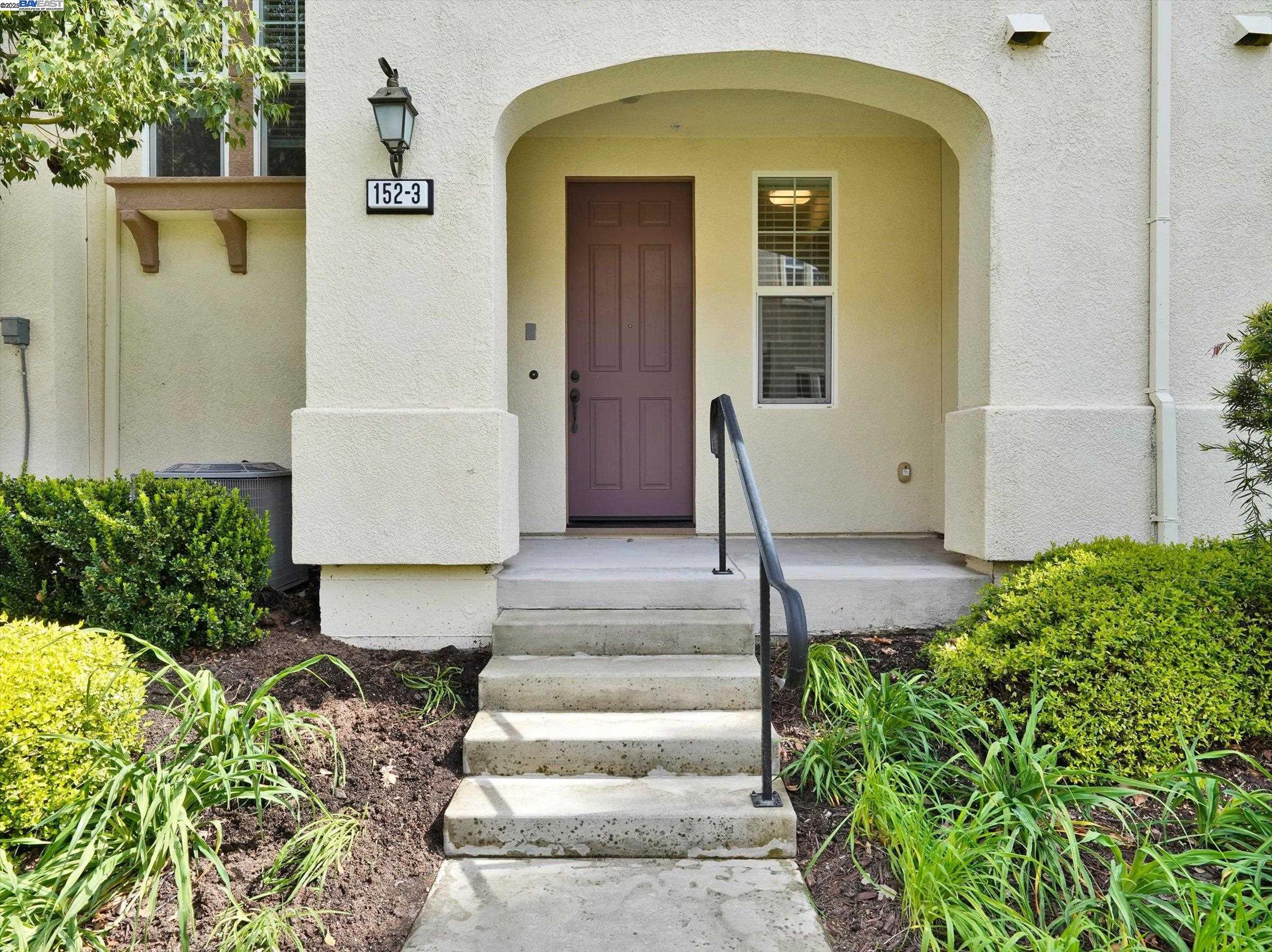 Photo #5: 41111618 Listing 