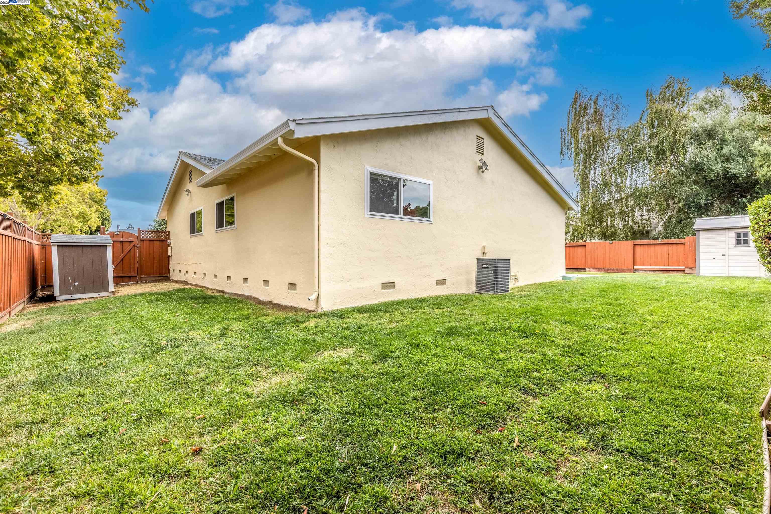 Detail Gallery Image 30 of 44 For 5303 Stirling Ct, Newark,  CA 94560 - 4 Beds | 2 Baths
