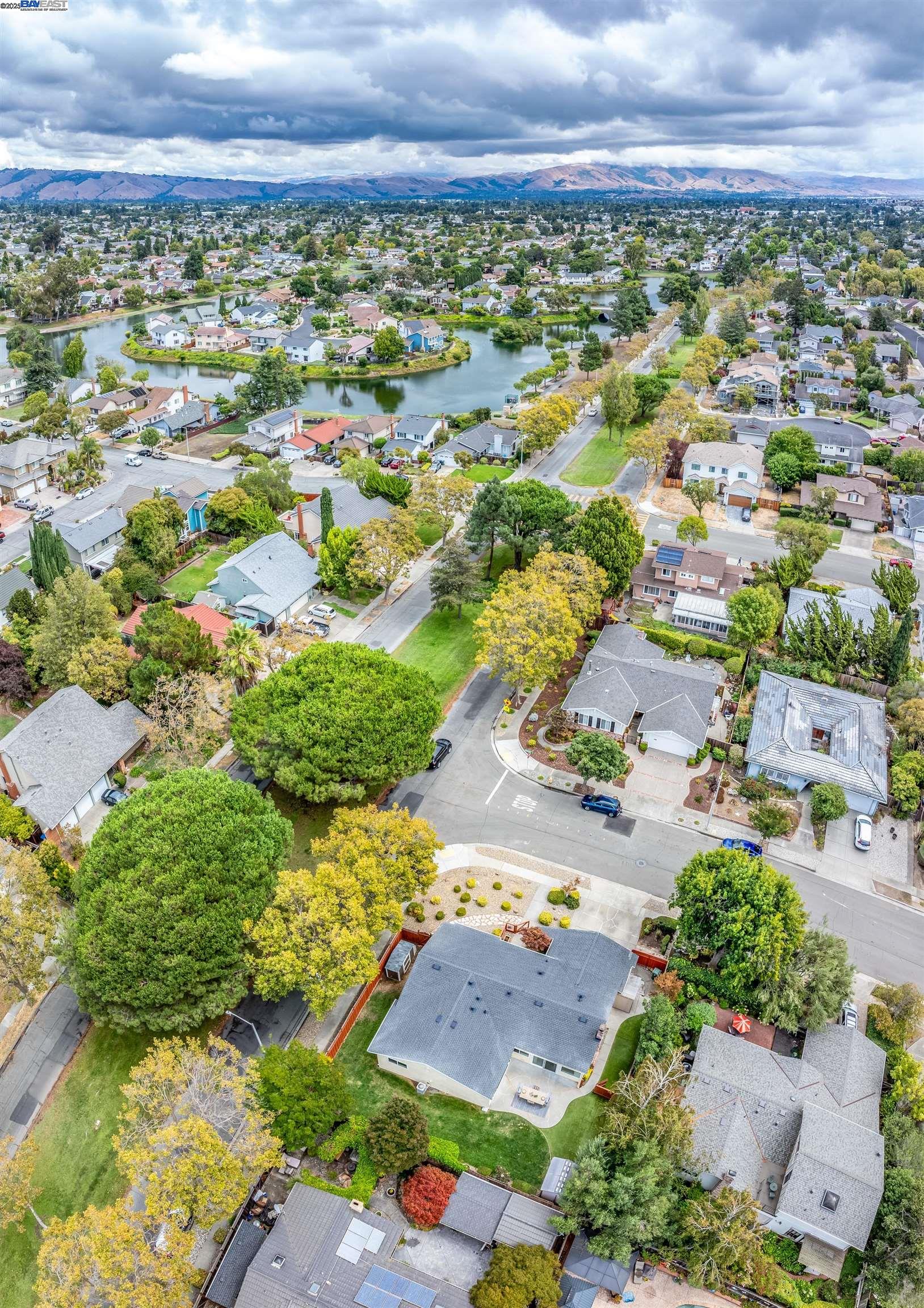 Detail Gallery Image 33 of 44 For 5303 Stirling Ct, Newark,  CA 94560 - 4 Beds | 2 Baths