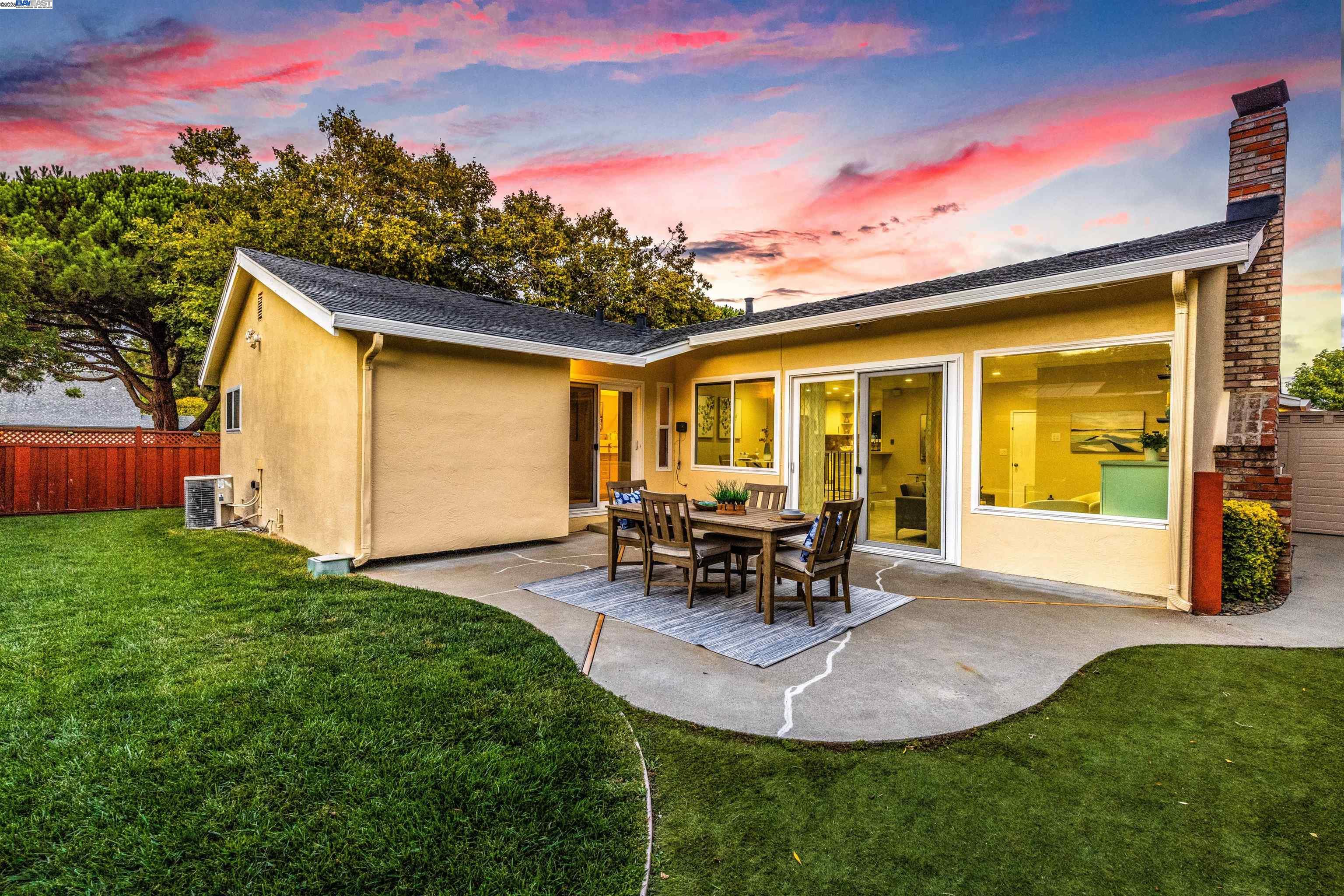 Detail Gallery Image 39 of 44 For 5303 Stirling Ct, Newark,  CA 94560 - 4 Beds | 2 Baths