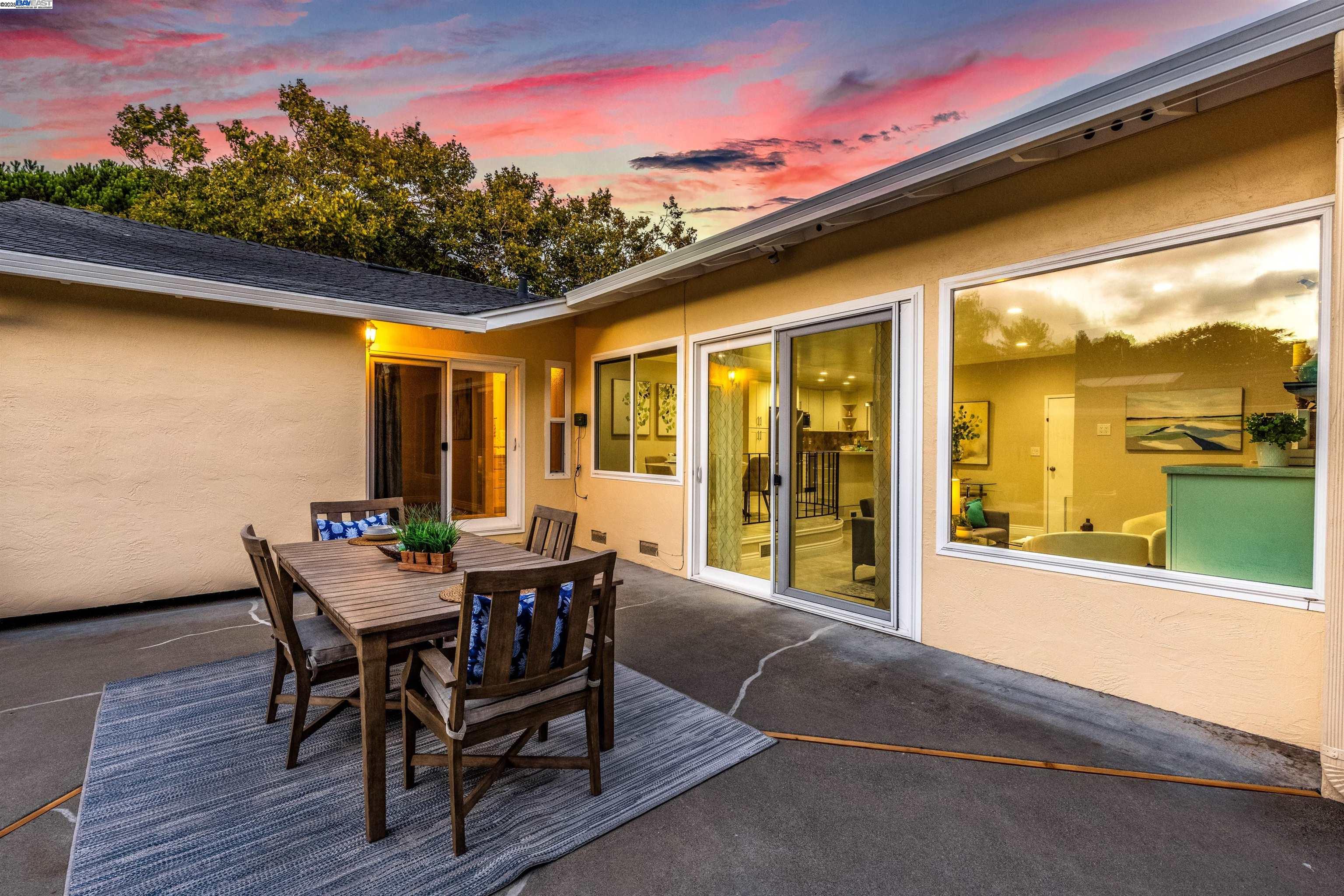 Detail Gallery Image 40 of 44 For 5303 Stirling Ct, Newark,  CA 94560 - 4 Beds | 2 Baths
