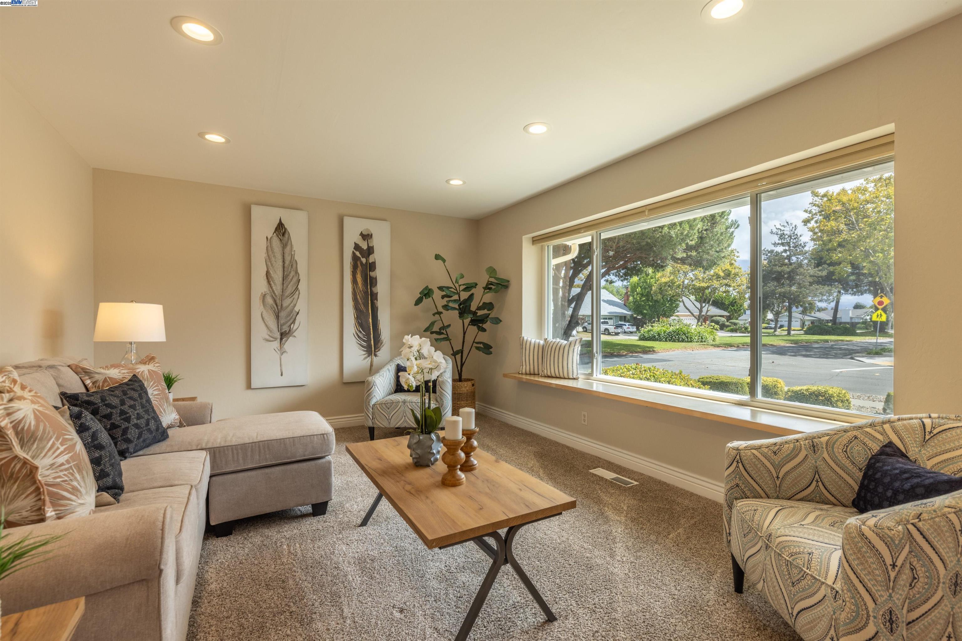 Detail Gallery Image 6 of 44 For 5303 Stirling Ct, Newark,  CA 94560 - 4 Beds | 2 Baths