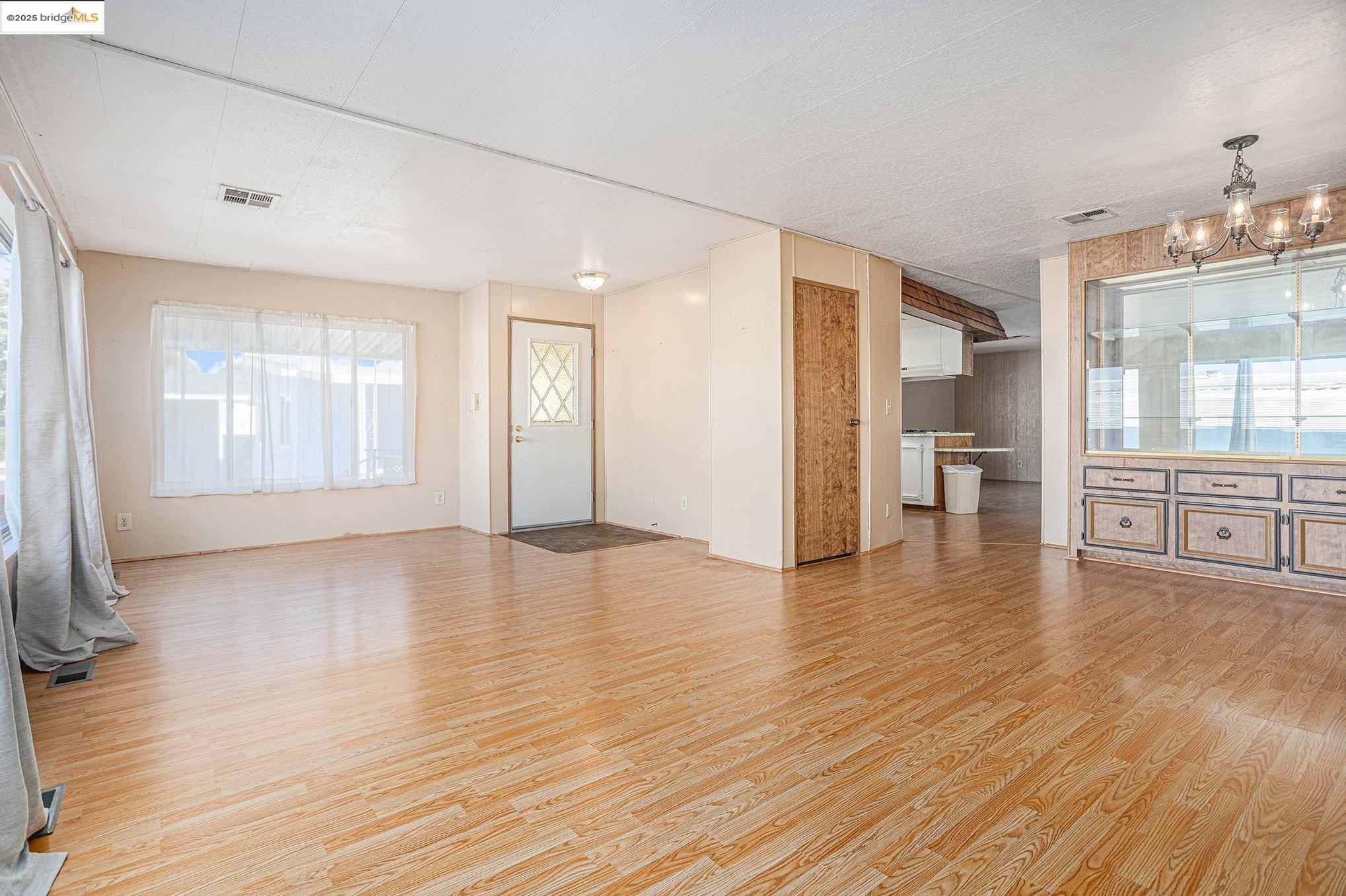 Detail Gallery Image 11 of 30 For 1597 Alamo Drive #150,  Vacaville,  CA 95687 - 2 Beds | 2 Baths