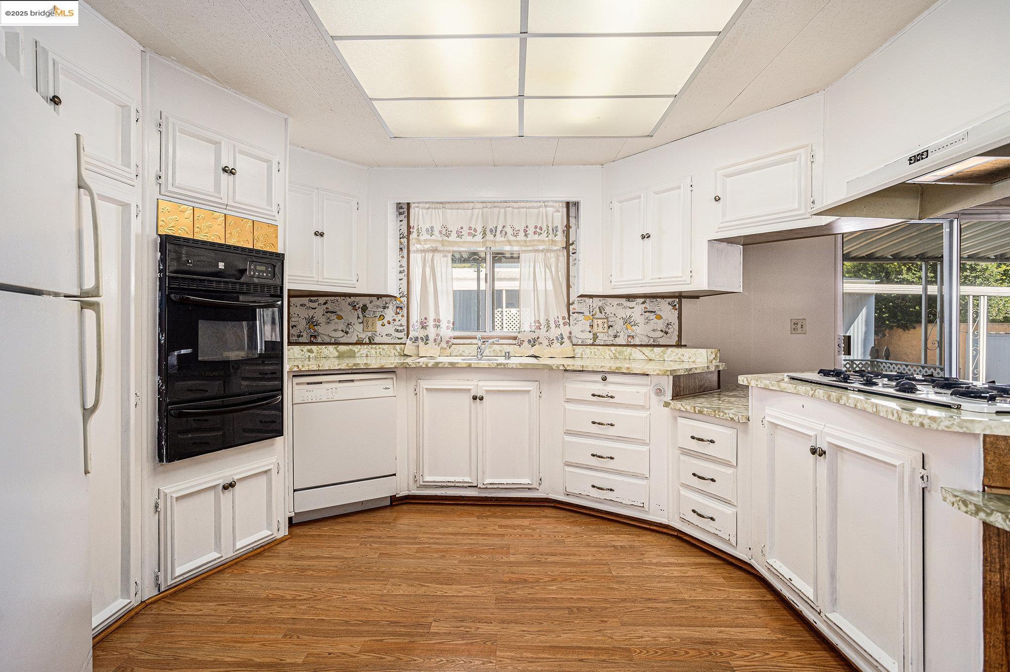 Detail Gallery Image 16 of 30 For 1597 Alamo Drive #150,  Vacaville,  CA 95687 - 2 Beds | 2 Baths