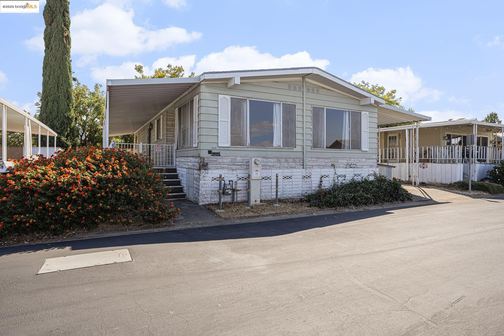 Detail Gallery Image 6 of 30 For 1597 Alamo Drive #150,  Vacaville,  CA 95687 - 2 Beds | 2 Baths