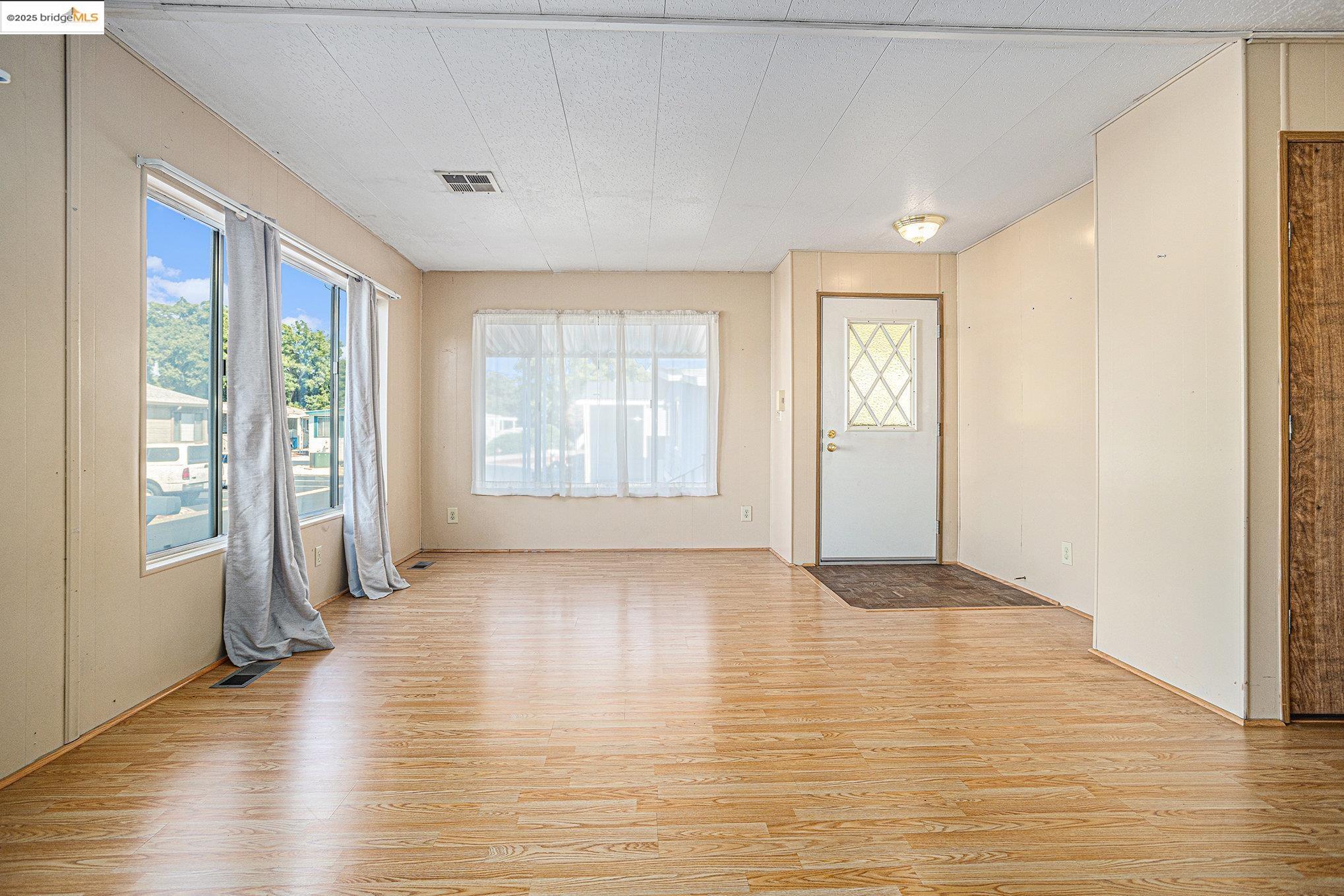 Detail Gallery Image 9 of 30 For 1597 Alamo Drive #150,  Vacaville,  CA 95687 - 2 Beds | 2 Baths