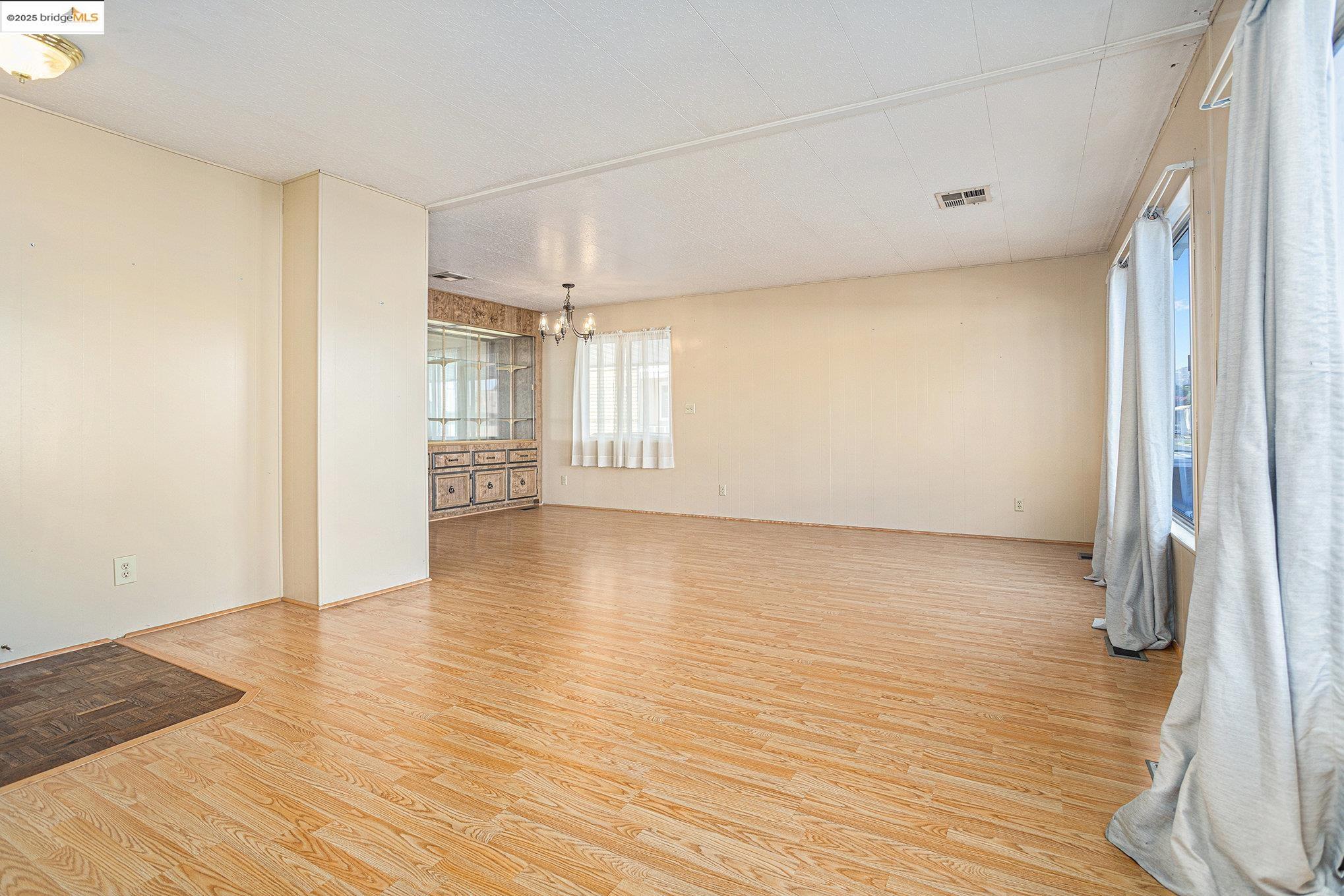 Detail Gallery Image 10 of 30 For 1597 Alamo Drive #150,  Vacaville,  CA 95687 - 2 Beds | 2 Baths