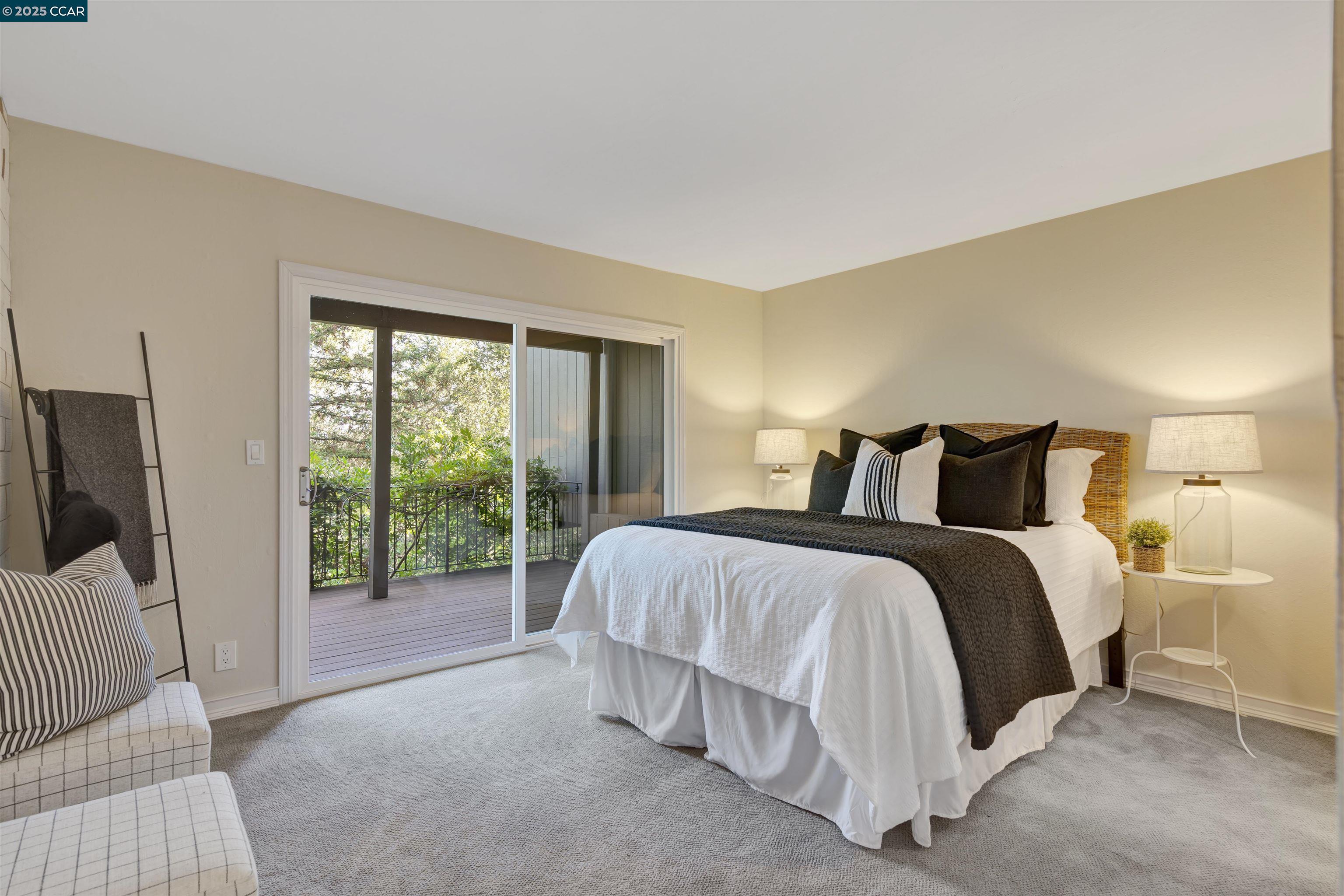 Detail Gallery Image 19 of 60 For 33 Marston Rd, Orinda,  CA 94563 - 4 Beds | 4/1 Baths