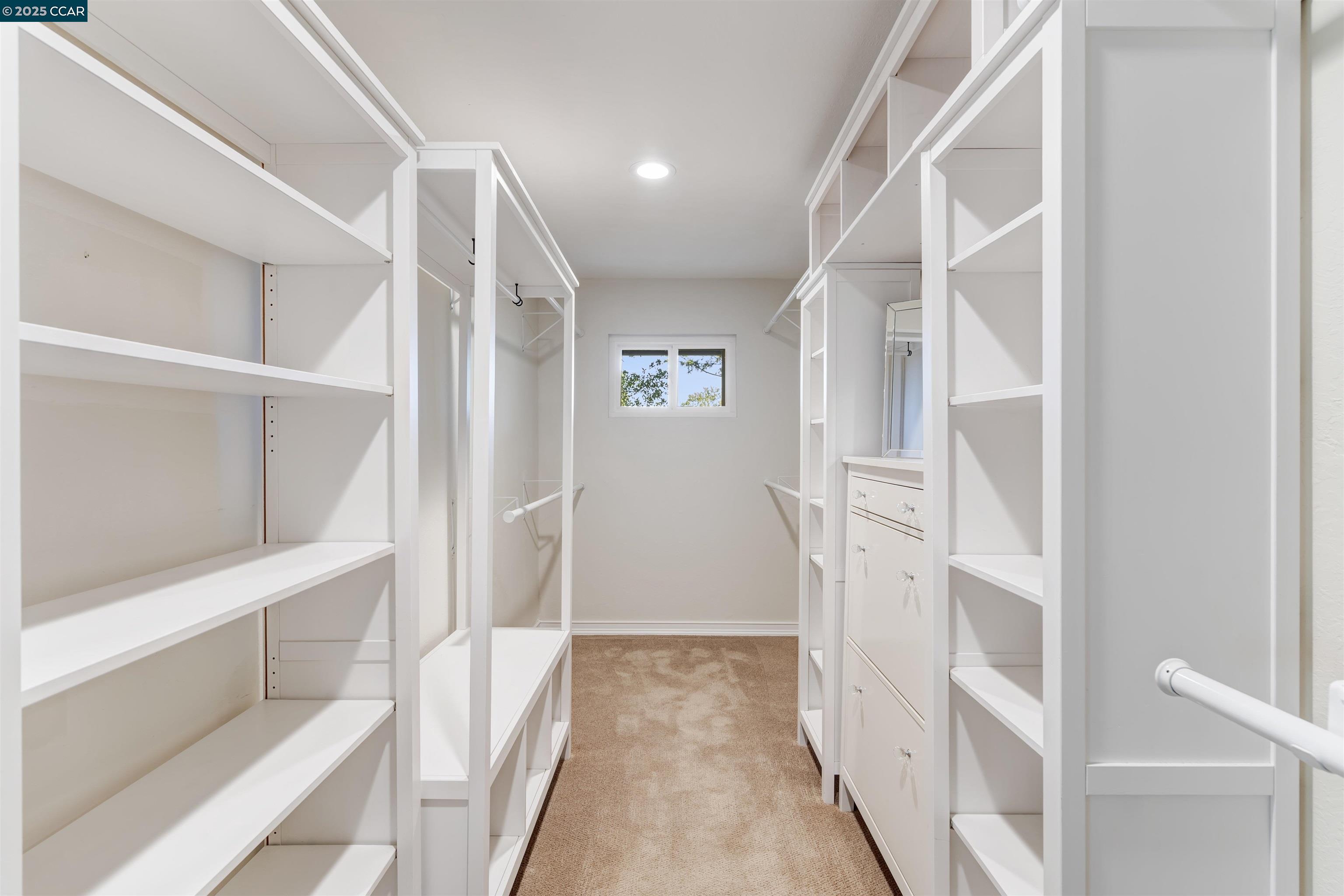Detail Gallery Image 27 of 60 For 33 Marston Rd, Orinda,  CA 94563 - 4 Beds | 4/1 Baths