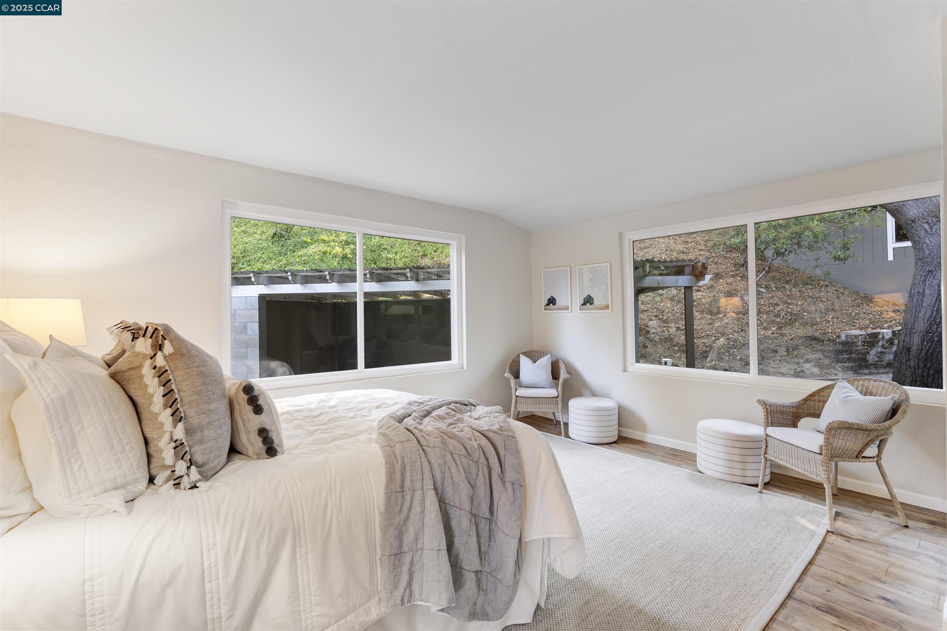 Detail Gallery Image 43 of 60 For 33 Marston Rd, Orinda,  CA 94563 - 4 Beds | 4/1 Baths