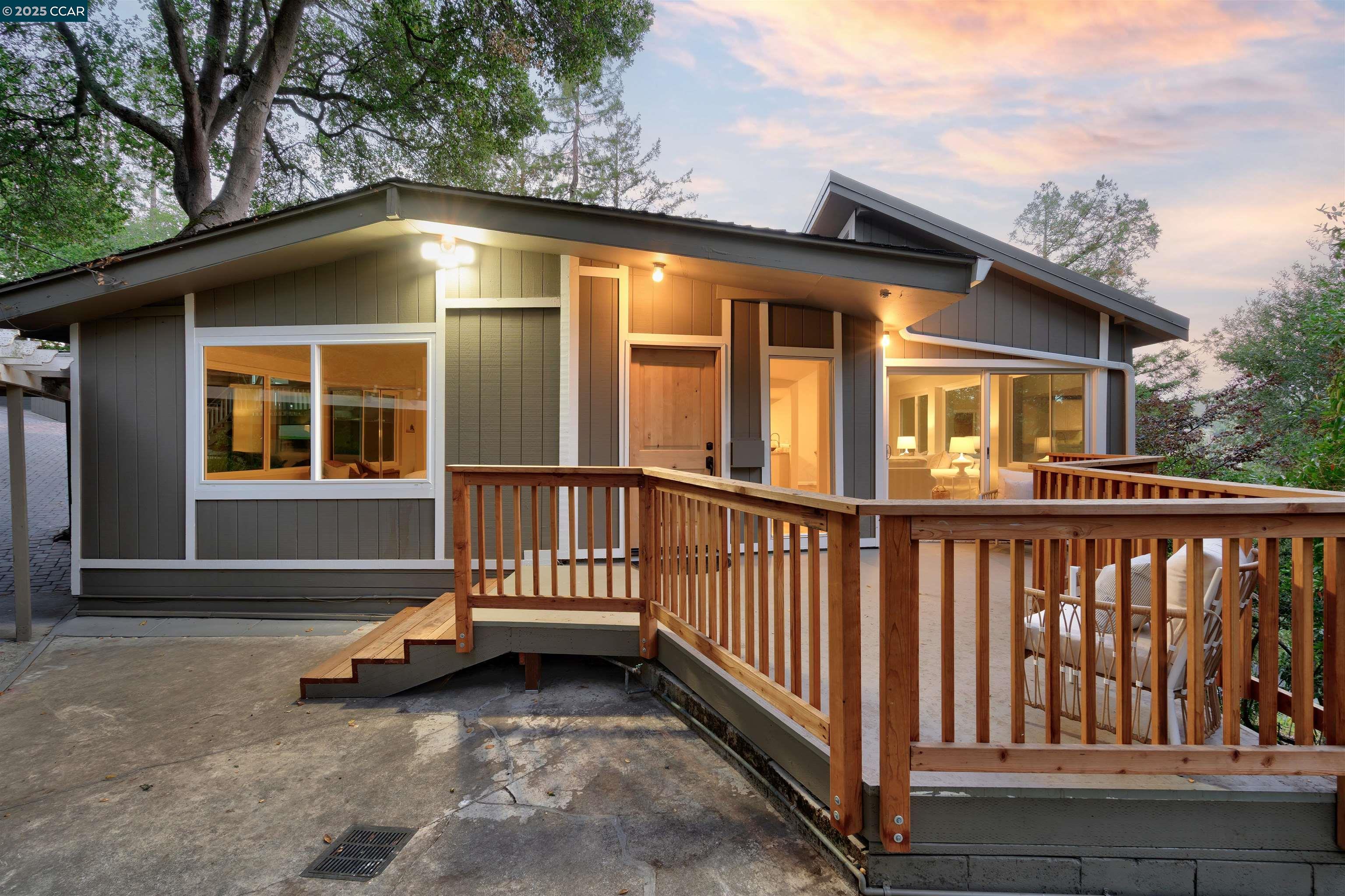 Detail Gallery Image 47 of 60 For 33 Marston Rd, Orinda,  CA 94563 - 4 Beds | 4/1 Baths