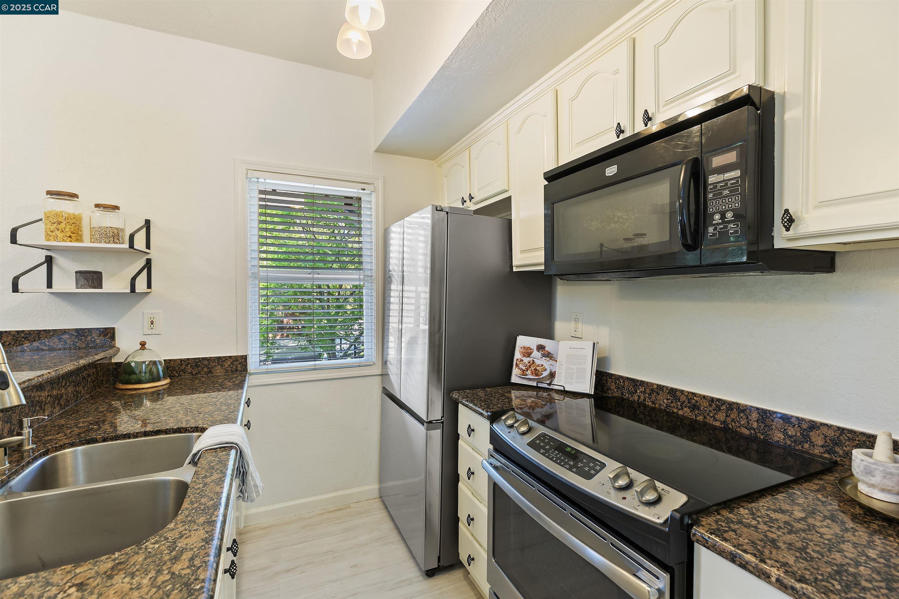 Photo #14: 41111626 Listing: Photo #14