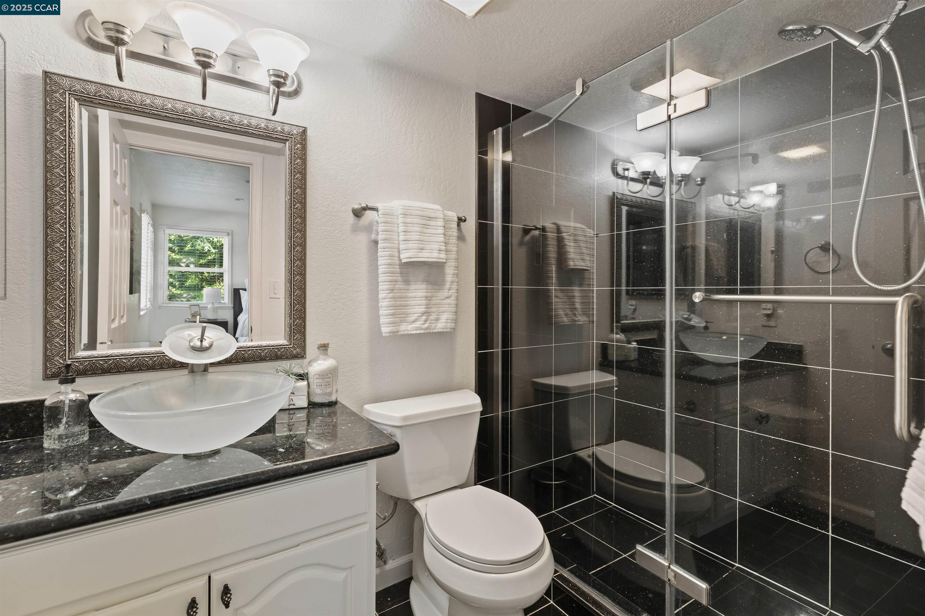 Photo #18: 41111626 Listing: Photo #18