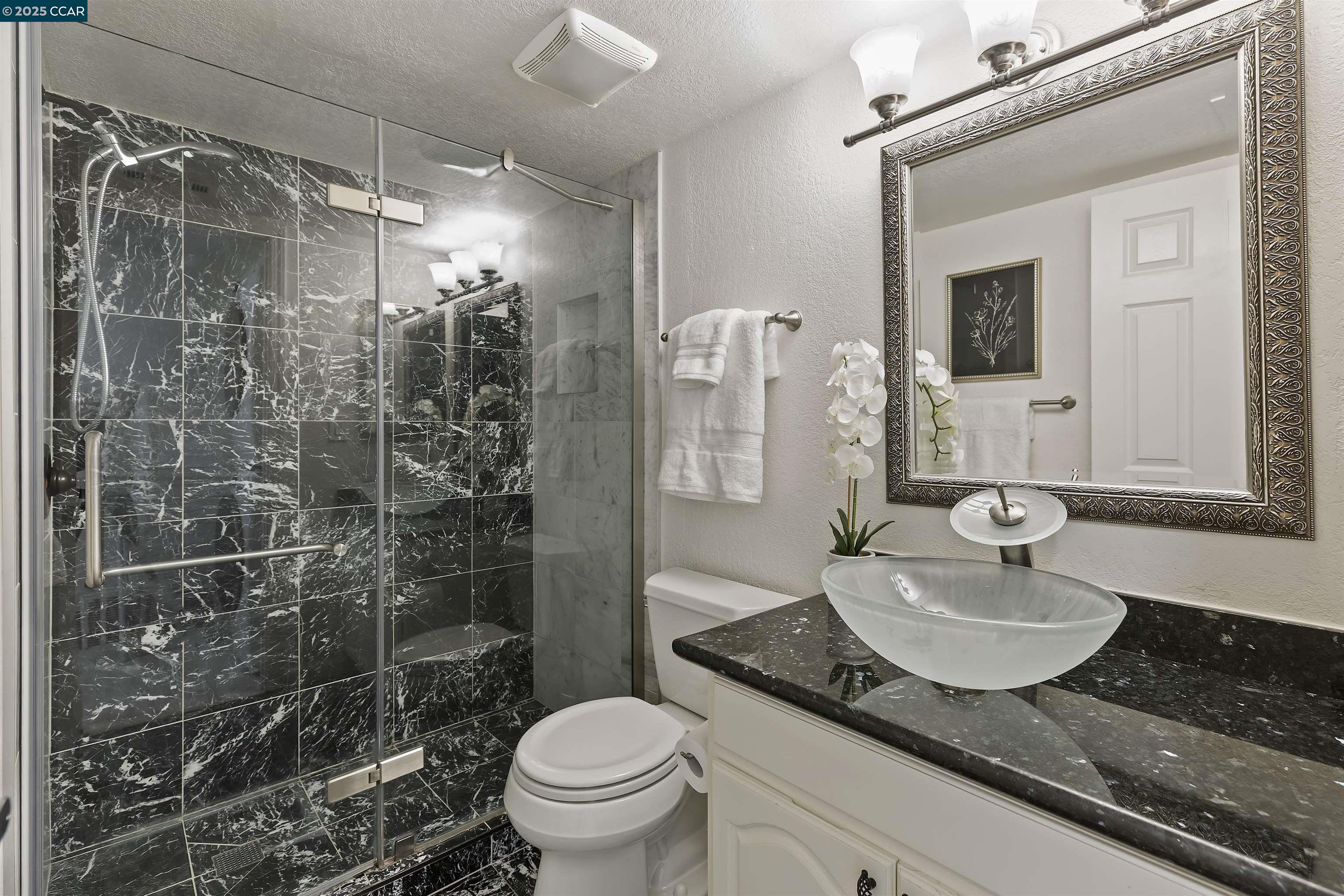 Photo #21: 41111626 Listing: Photo #21