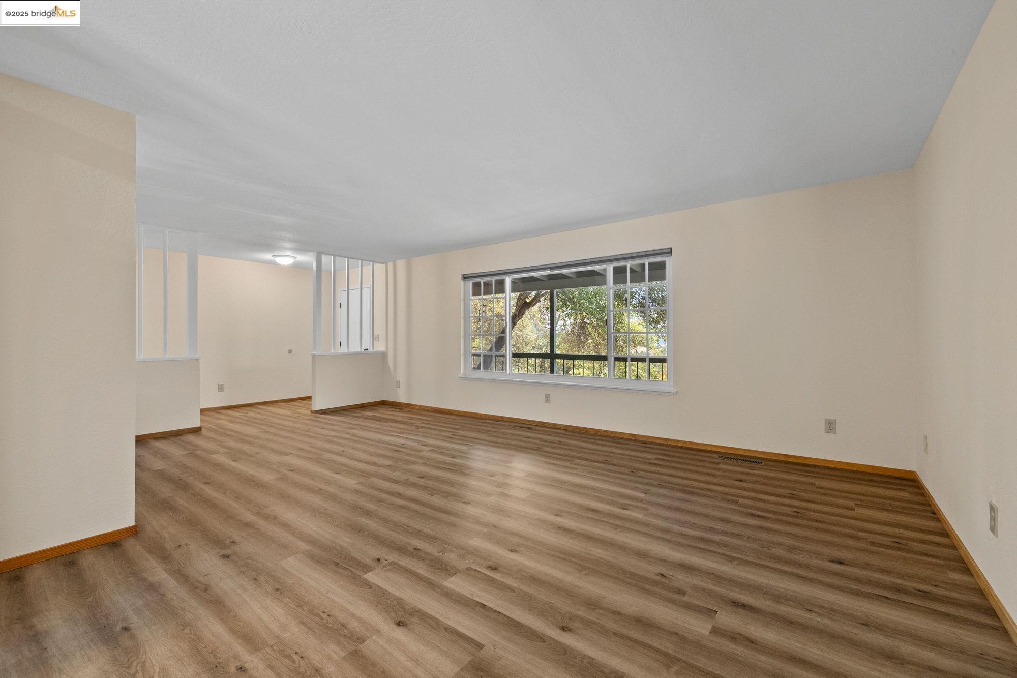 Detail Gallery Image 19 of 41 For 18191 via Serena, Sonora,  CA 95370 - 3 Beds | 2/1 Baths