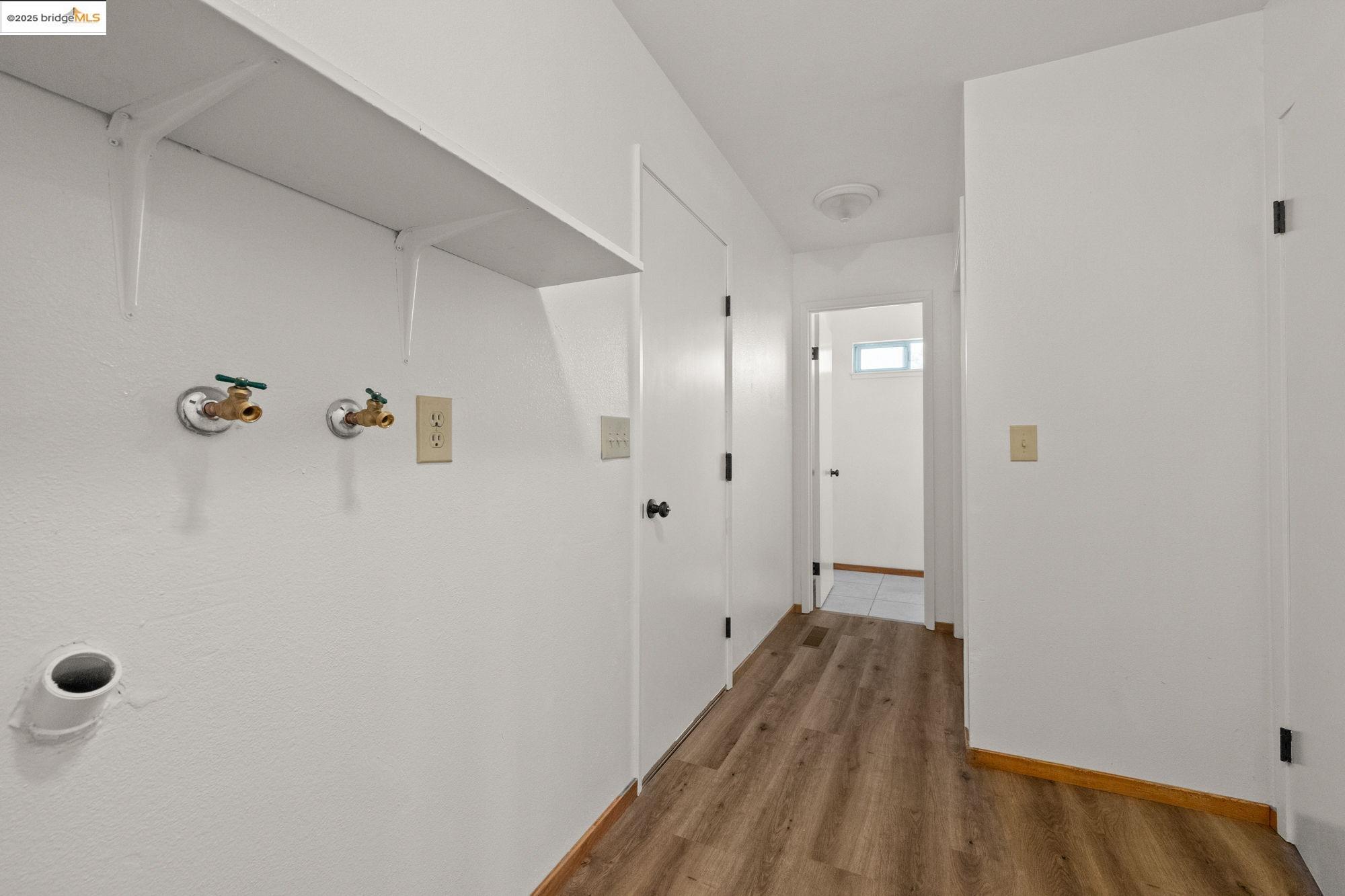 Detail Gallery Image 28 of 41 For 18191 via Serena, Sonora,  CA 95370 - 3 Beds | 2/1 Baths