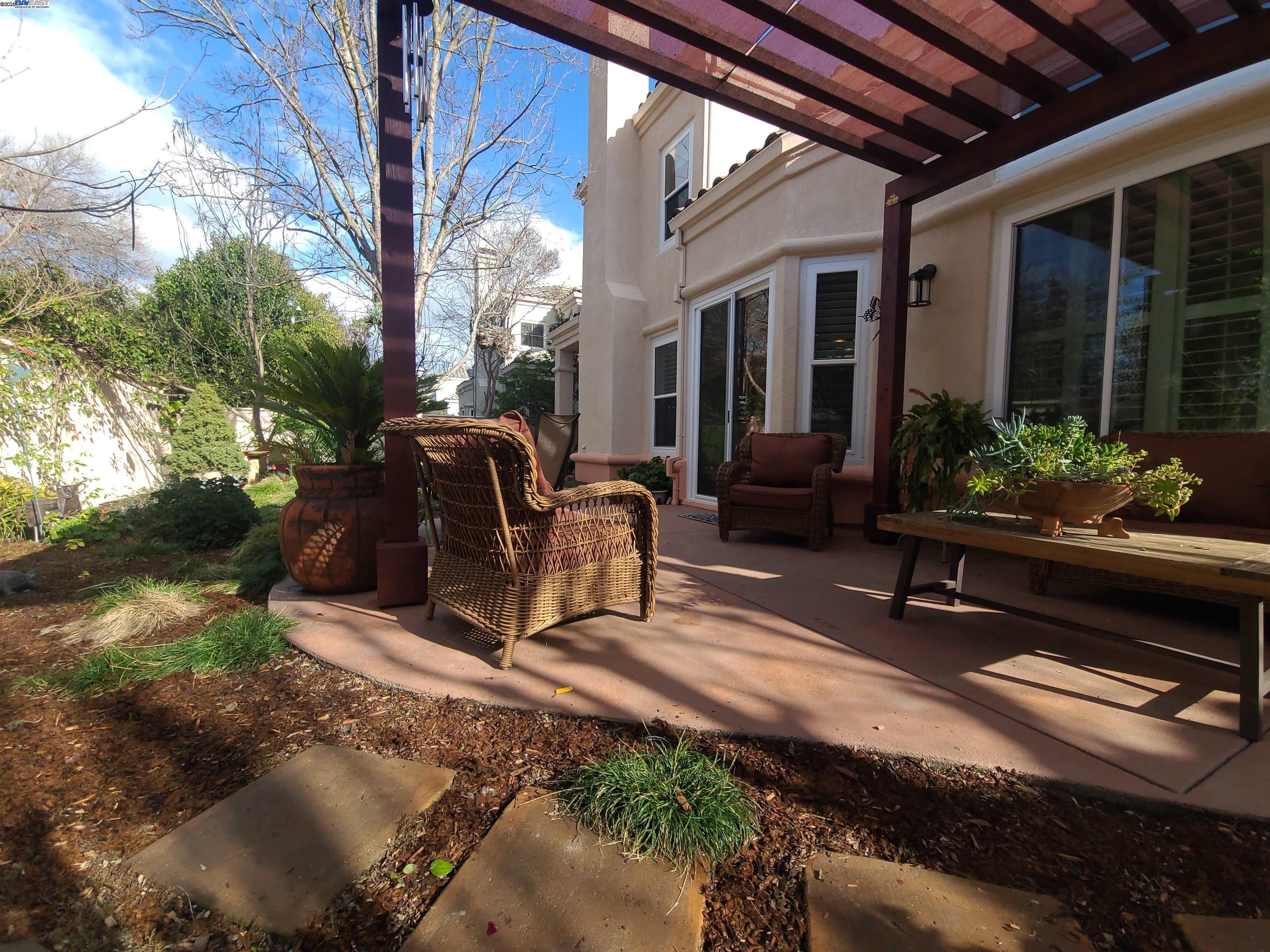 Detail Gallery Image 21 of 24 For 4385 Diavila Ave, Pleasanton,  CA 94588 - 3 Beds | 2/1 Baths