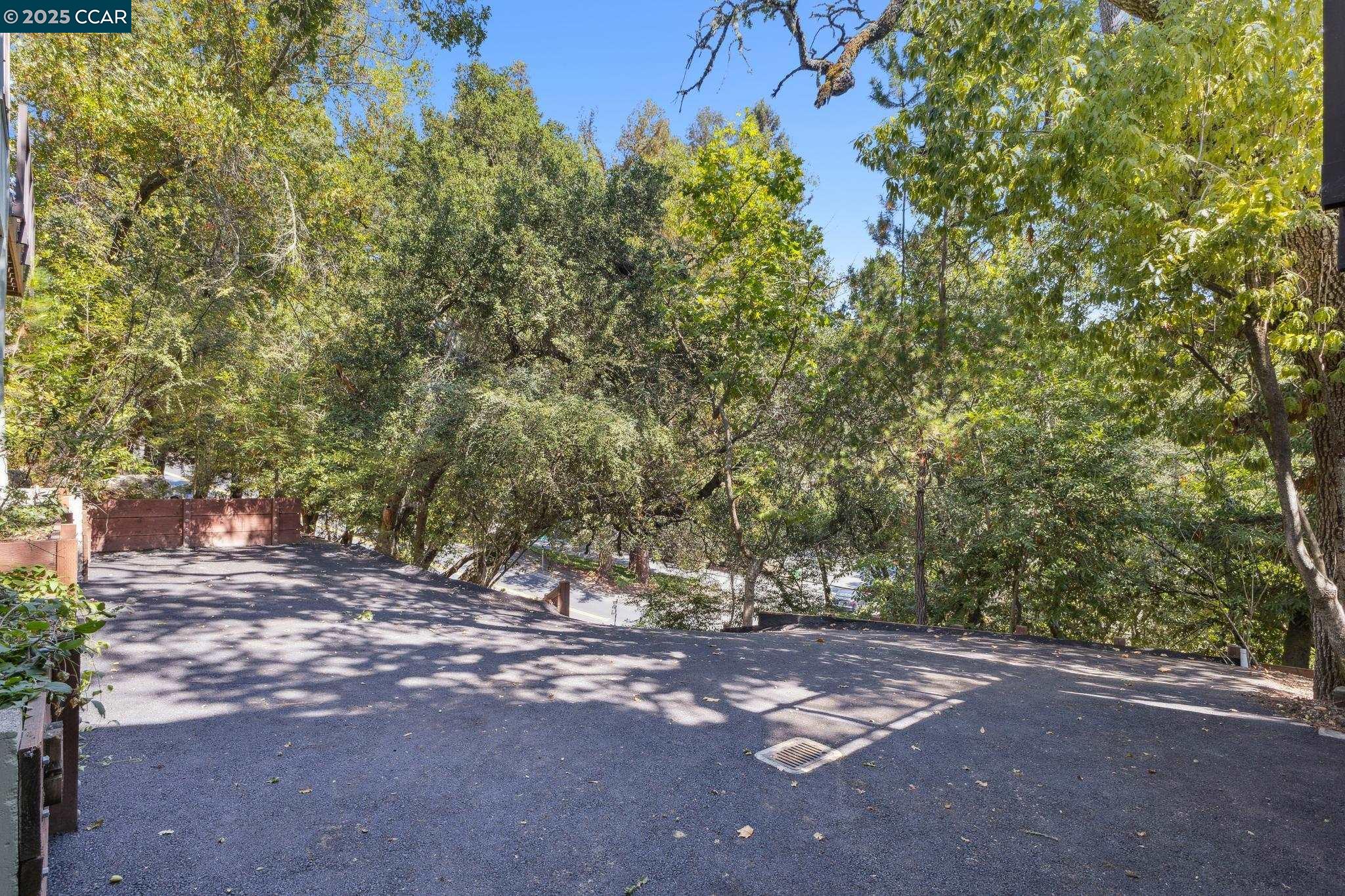 Detail Gallery Image 36 of 39 For 39 Saint Stephens Dr, Orinda,  CA 94563 - 4 Beds | 2/1 Baths
