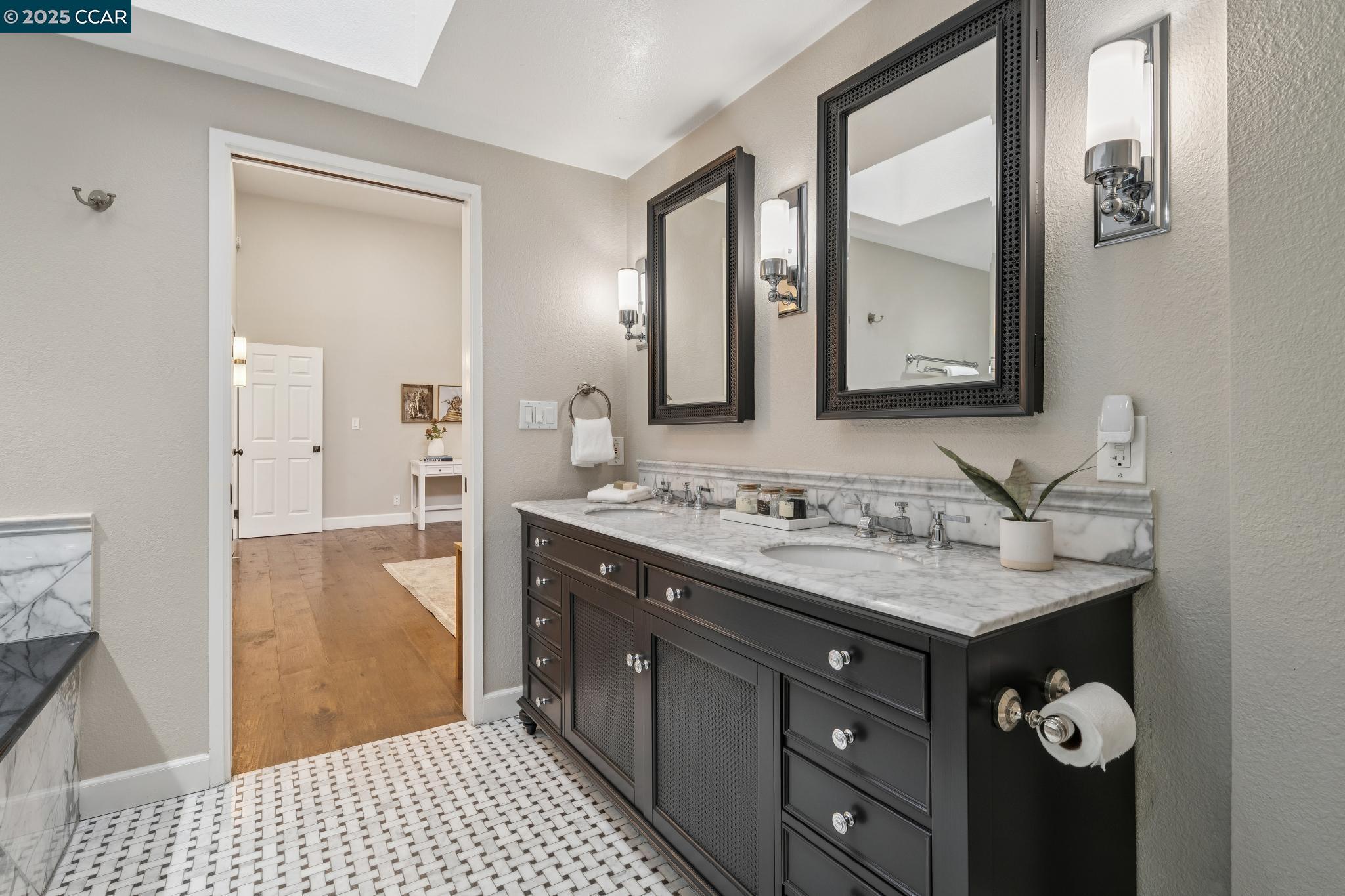Photo #33: 41111635 Listing: Photo #33