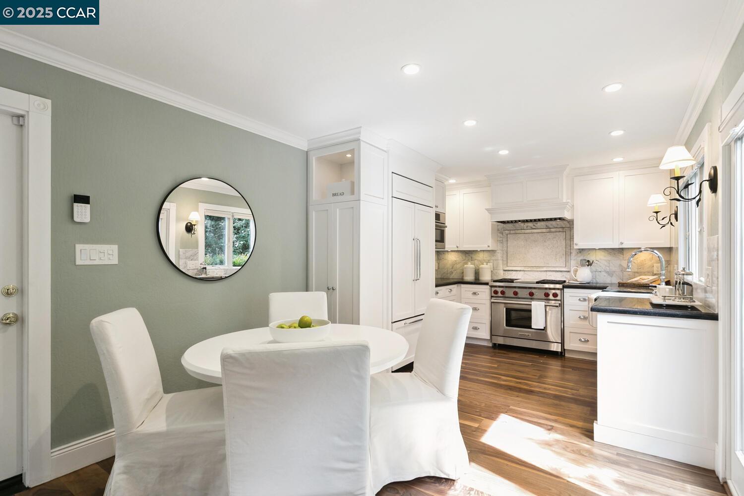 Detail Gallery Image 10 of 26 For 5390 Black Ave, Pleasanton,  CA 94566 - 2 Beds | 2 Baths