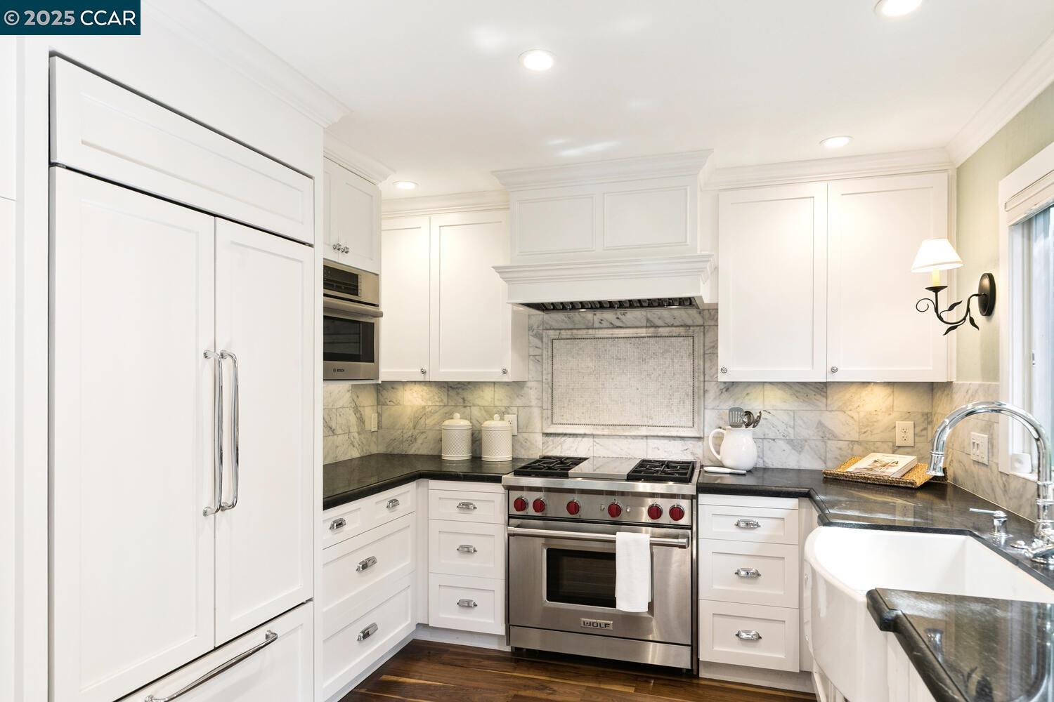Detail Gallery Image 11 of 26 For 5390 Black Ave, Pleasanton,  CA 94566 - 2 Beds | 2 Baths