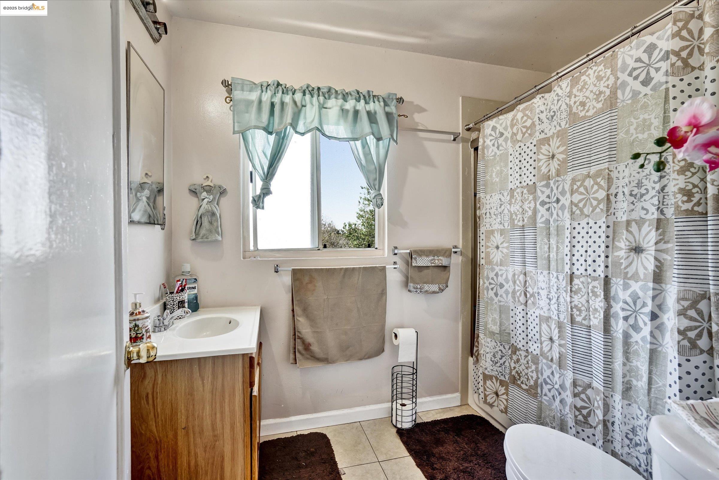 Detail Gallery Image 22 of 48 For 1390 Highland Blvd, Hayward,  CA 94542 - – Beds | – Baths