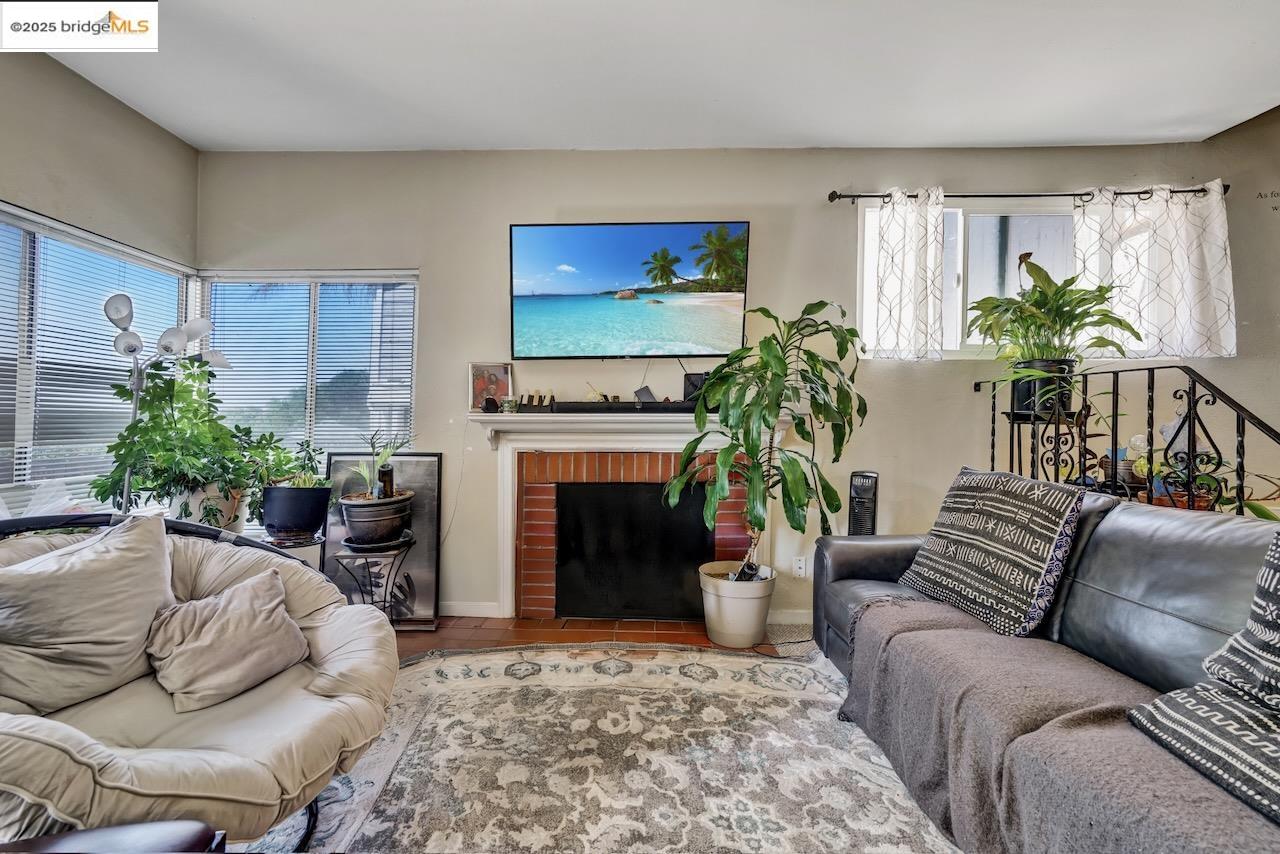 Detail Gallery Image 27 of 48 For 1390 Highland Blvd, Hayward,  CA 94542 - – Beds | – Baths