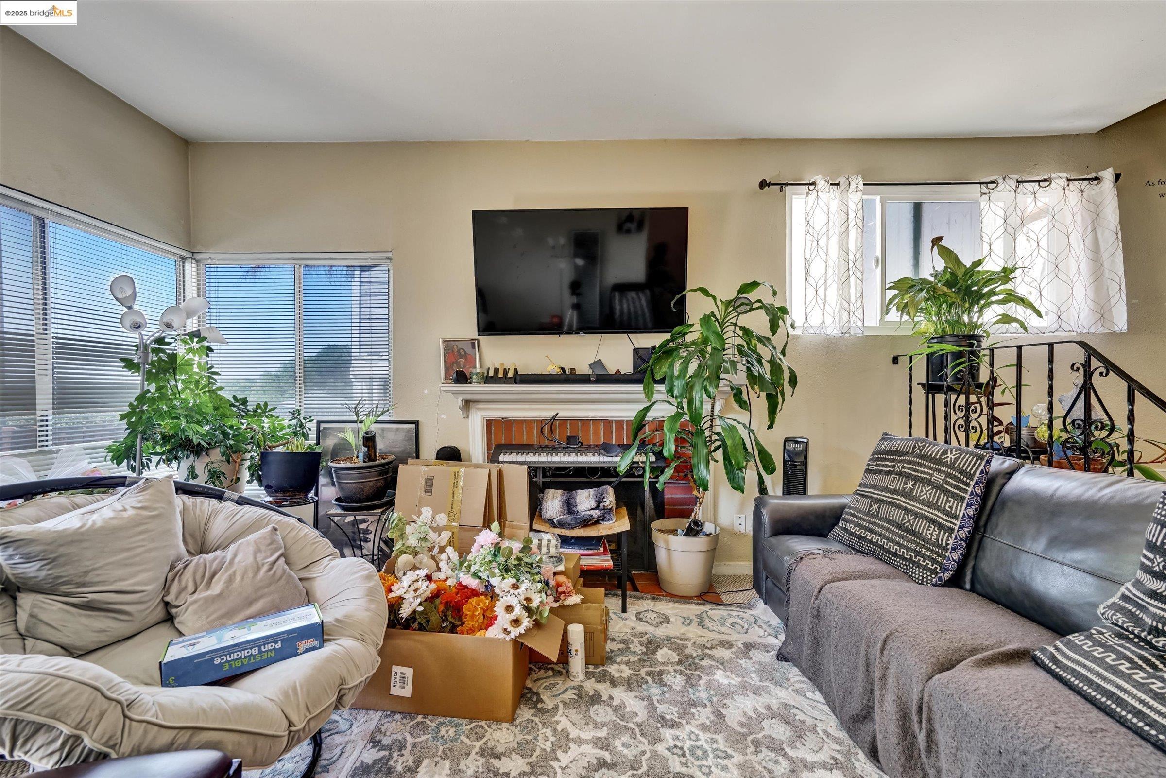 Detail Gallery Image 28 of 48 For 1390 Highland Blvd, Hayward,  CA 94542 - – Beds | – Baths