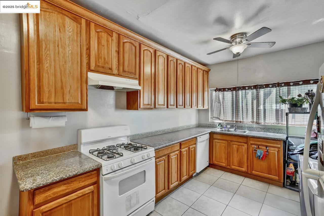 Detail Gallery Image 34 of 48 For 1390 Highland Blvd, Hayward,  CA 94542 - – Beds | – Baths