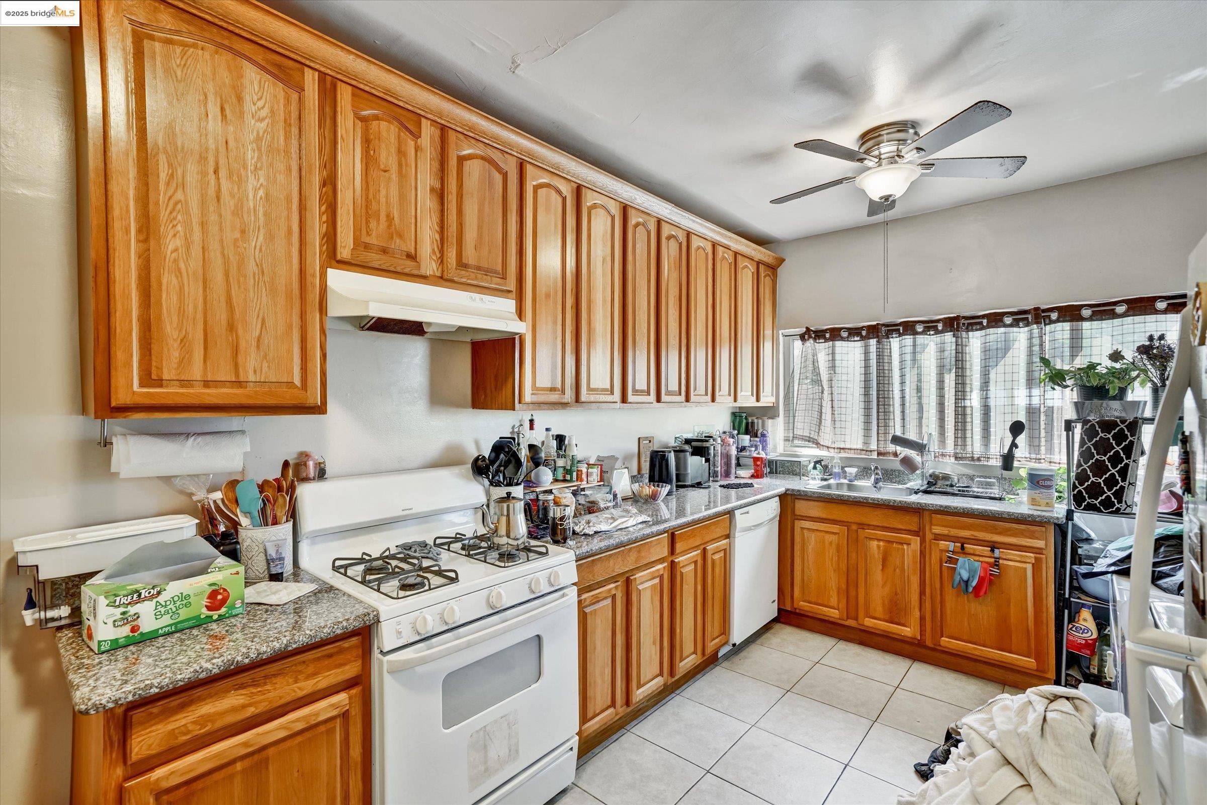 Detail Gallery Image 35 of 48 For 1390 Highland Blvd, Hayward,  CA 94542 - – Beds | – Baths