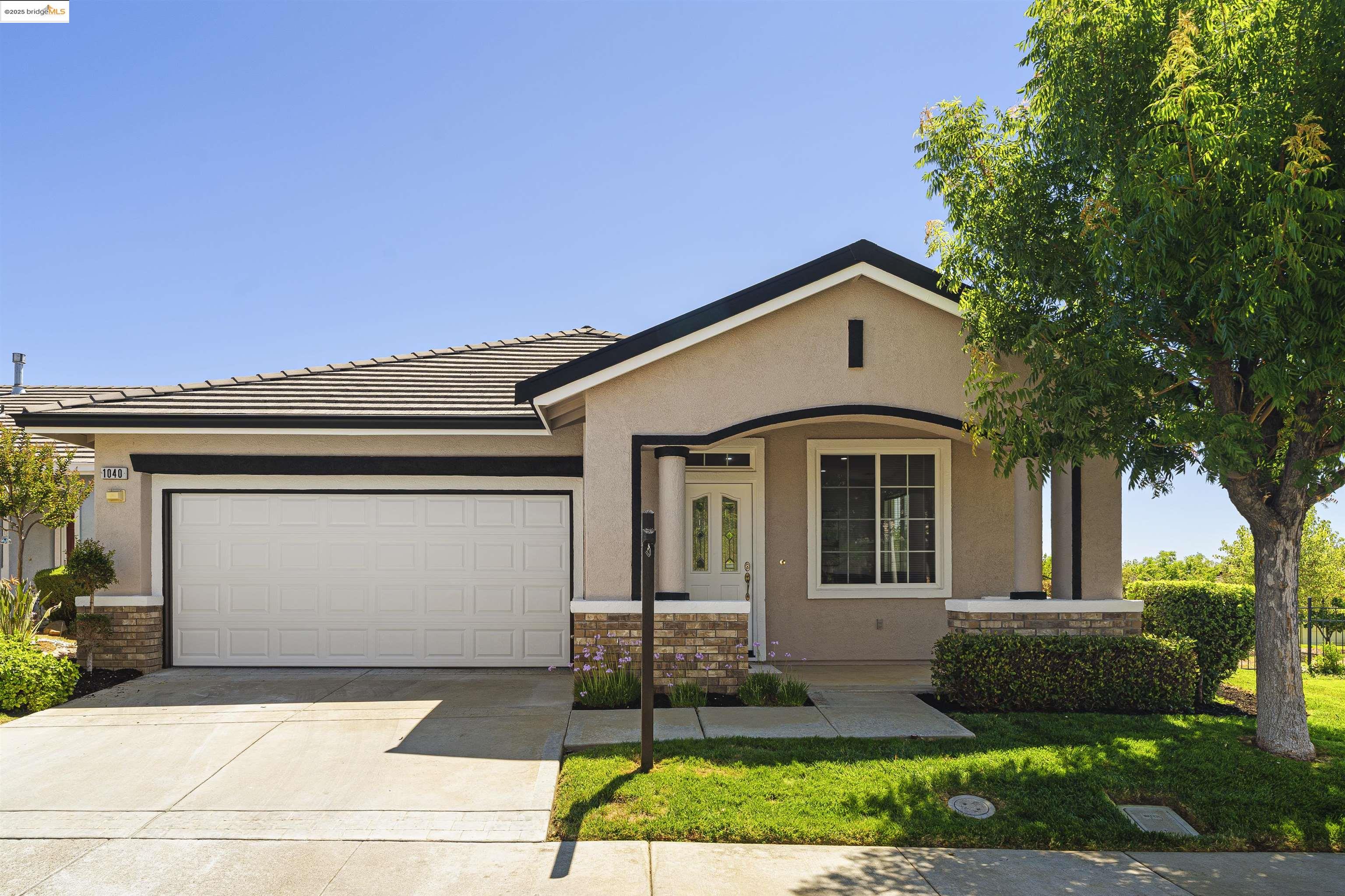 Detail Gallery Image 1 of 51 For 1040 Bismarck Terr, Brentwood,  CA 94513 - 2 Beds | 2 Baths