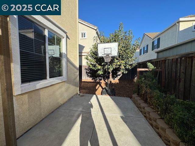 Detail Gallery Image 24 of 25 For 967 Cape May Dr, Pittsburg,  CA 94565 - 4 Beds | 2/1 Baths