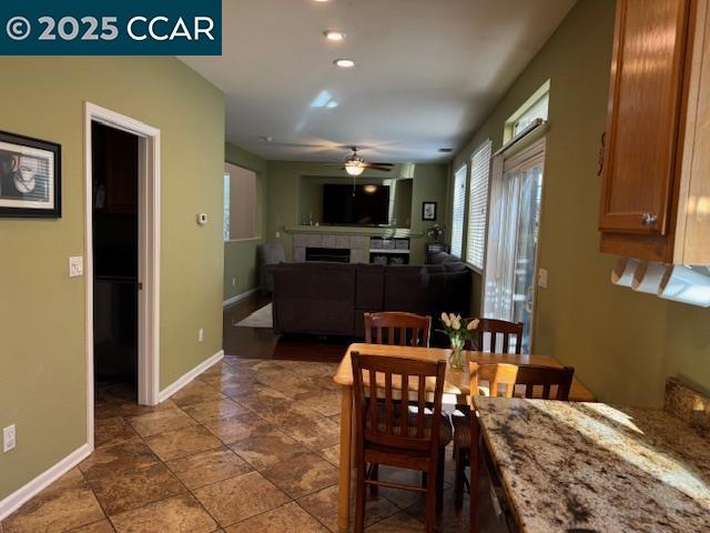 Detail Gallery Image 8 of 25 For 967 Cape May Dr, Pittsburg,  CA 94565 - 4 Beds | 2/1 Baths