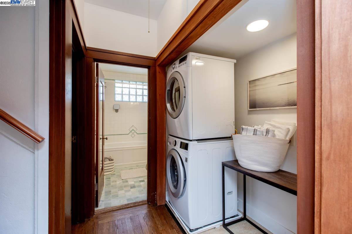 Detail Gallery Image 28 of 60 For 3242 Garfield Ave, Alameda,  CA 94501 - 4 Beds | 2 Baths