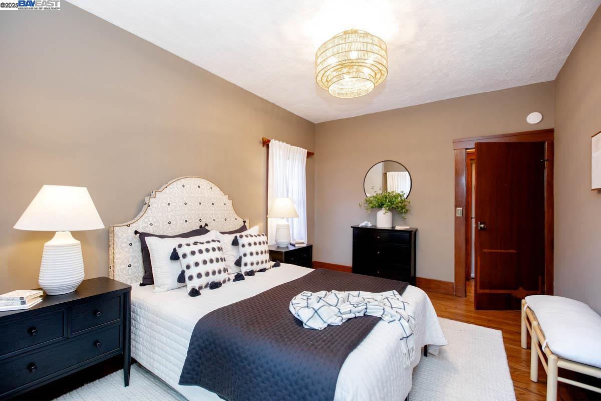 Detail Gallery Image 31 of 60 For 3242 Garfield Ave, Alameda,  CA 94501 - 4 Beds | 2 Baths